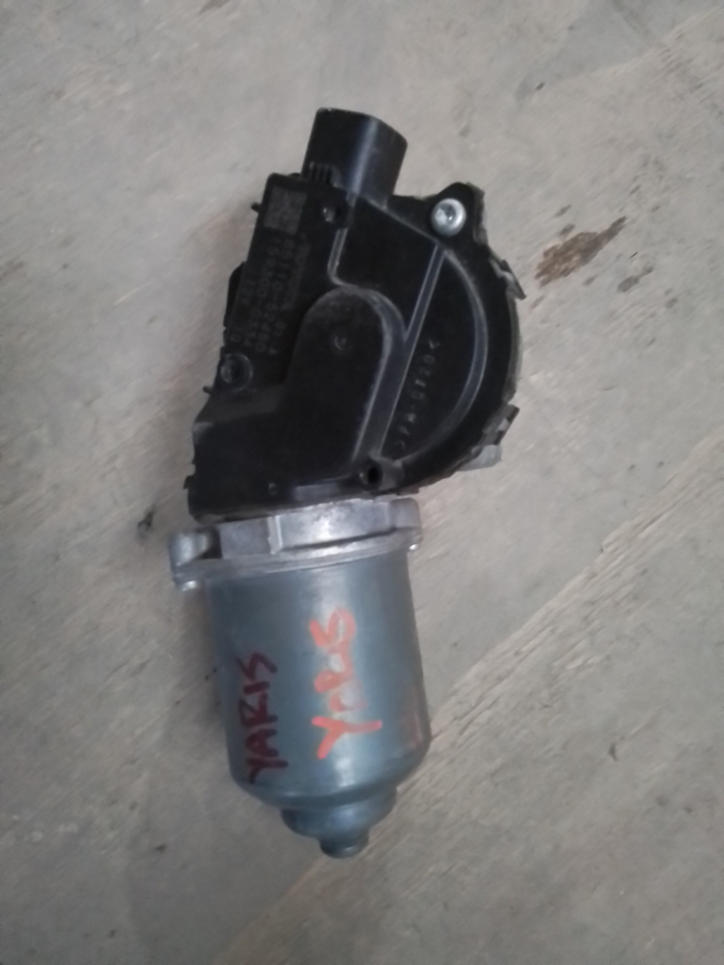 MOTOR LIMPIA PARABRISAS Toyota Yaris 2013