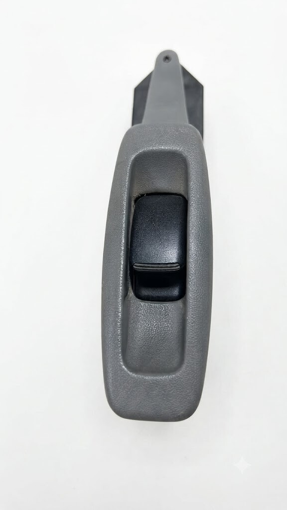 Botón alvavidrio puerta trasera izquierda Mitsubishi Galant 2006