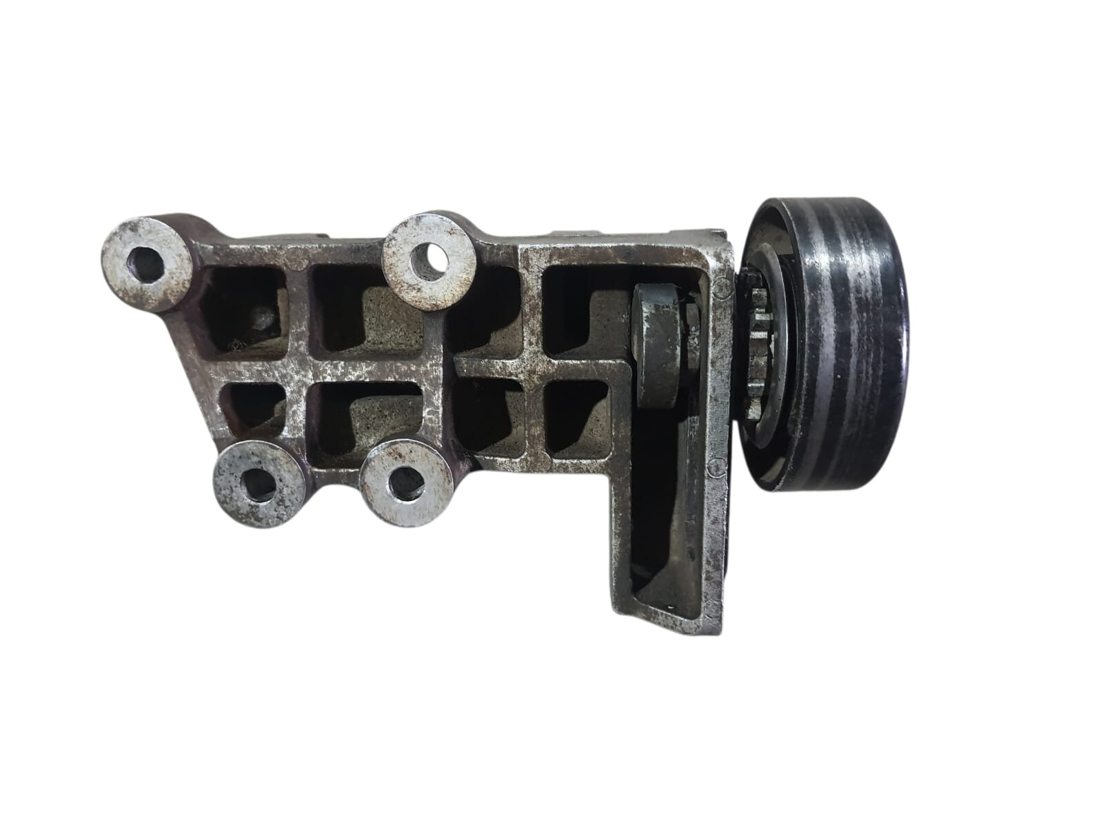 SOPORTE ALTERNADOR CON POLEA Chevrolet spark GT 2011