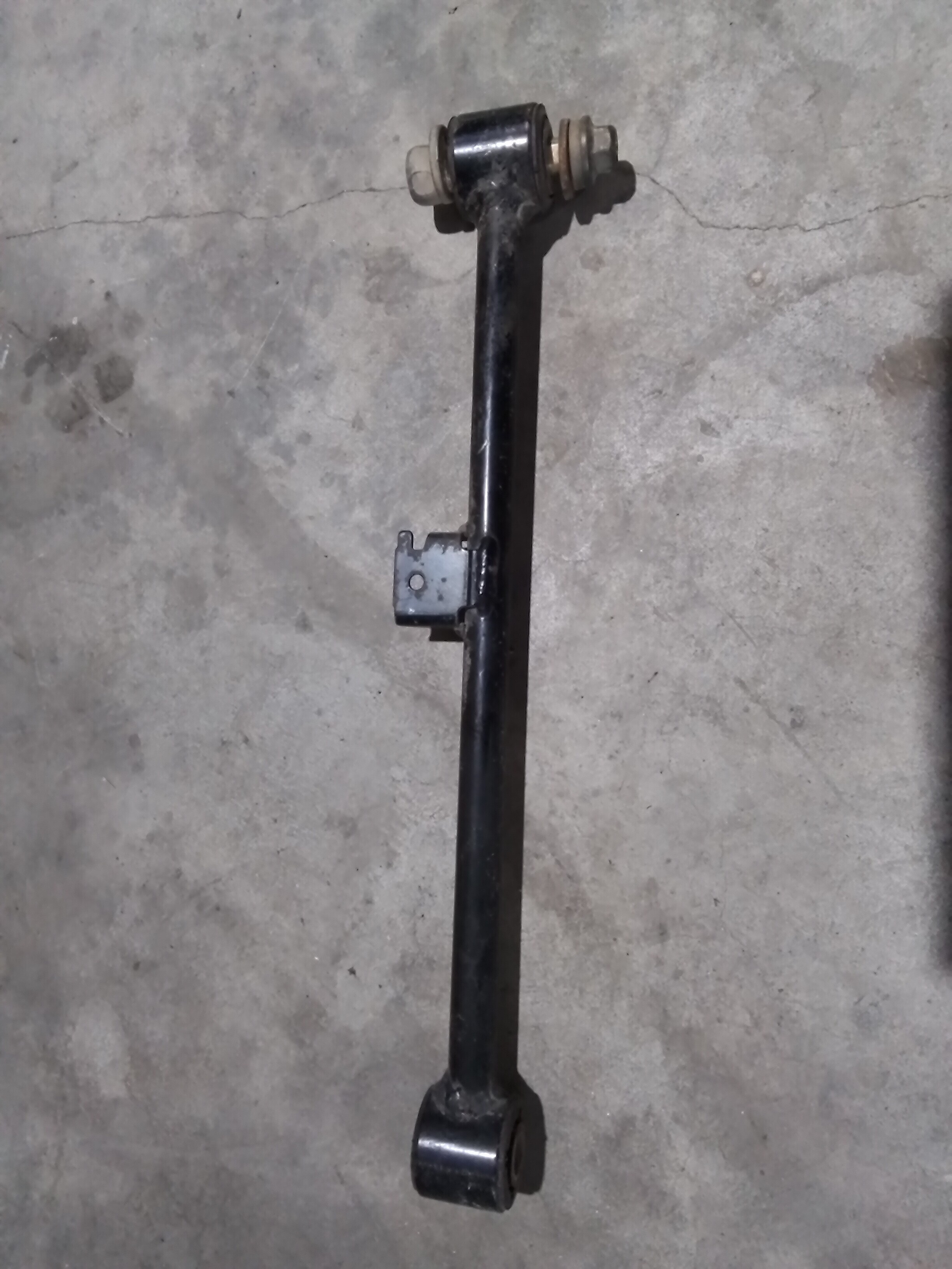 TIRANTE SUSPENCION TRASERO DERECHO Subaru Impreza 2006