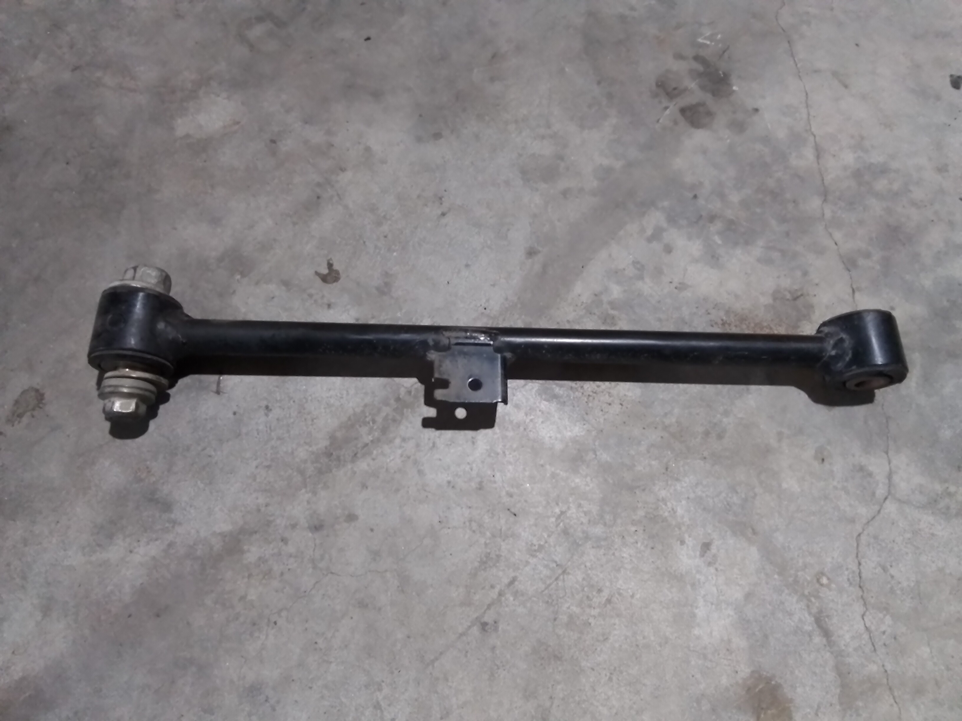 TIRANTE SUSPENCION TRASERO IZQ Subaru Impreza 2006