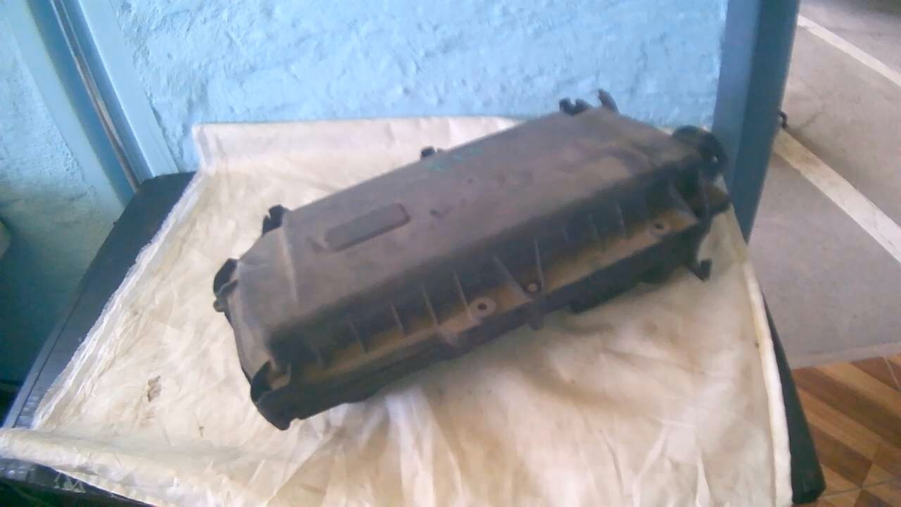 TAPA PORTA FILTRO DE AIRE Volkswagen Polo 2002