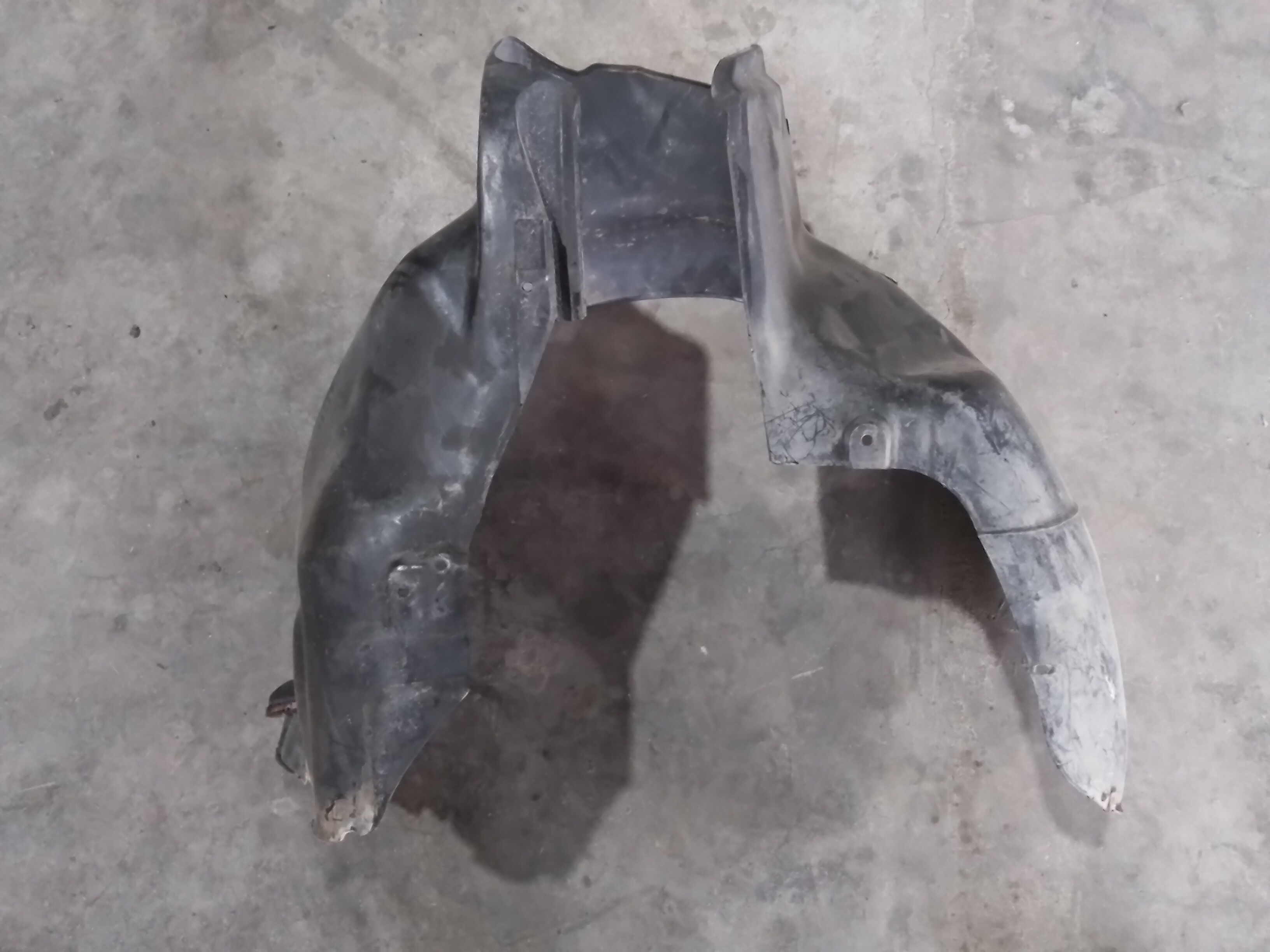 GUARDAFANGO DELANTERO IZQ Fiat PALIO EDX 13 2002