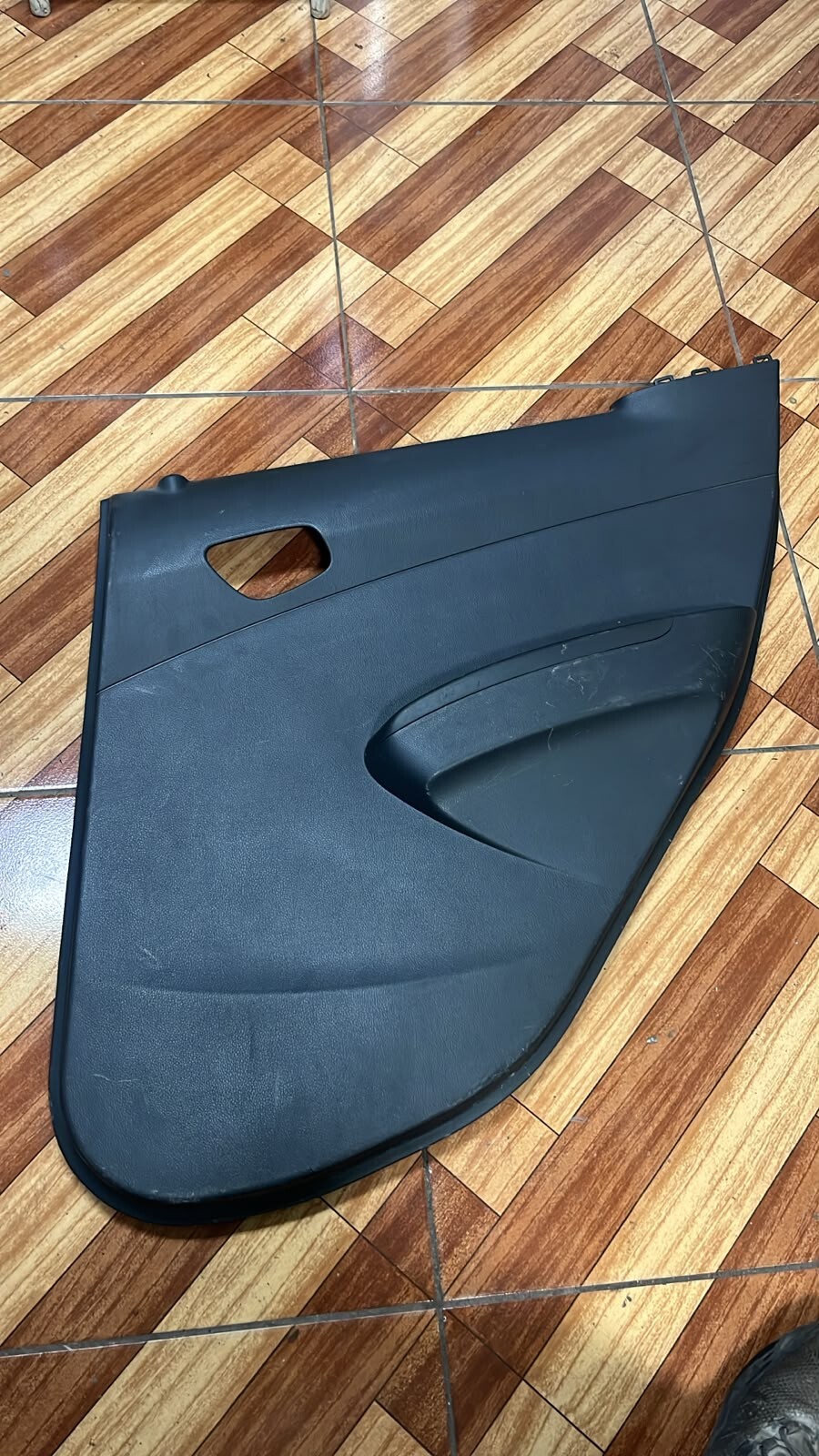 Tapiz puerta trasera derecha Chevrolet spark GT 2011