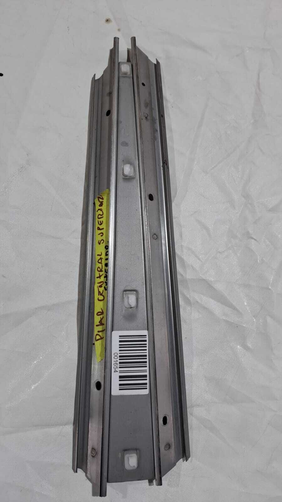 MOLDURA EXTERIOR METALICA SUJECION GOMA DE PUERTA IZQUIERDA Subaru Impreza 2006