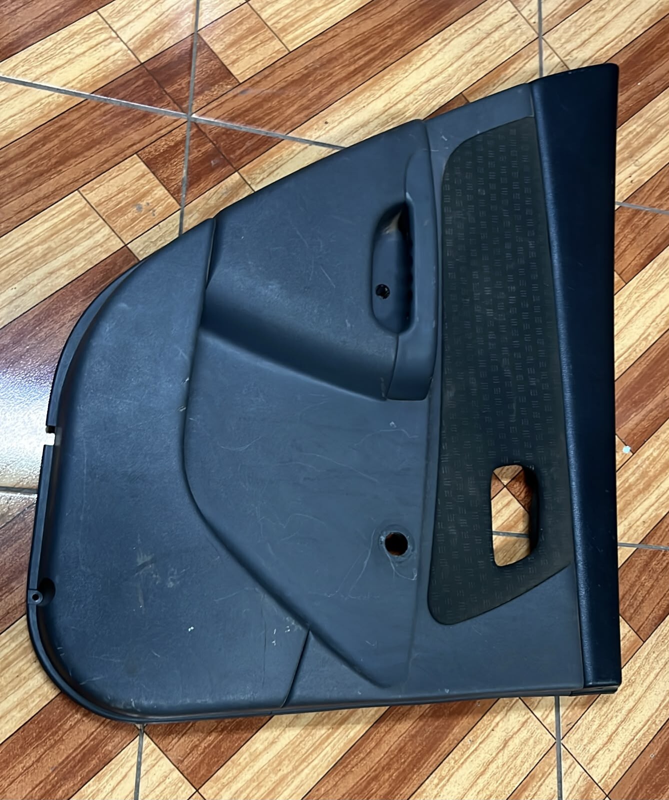 Tapiz de puerta trasero izquierdo Kia RIO JB 2007