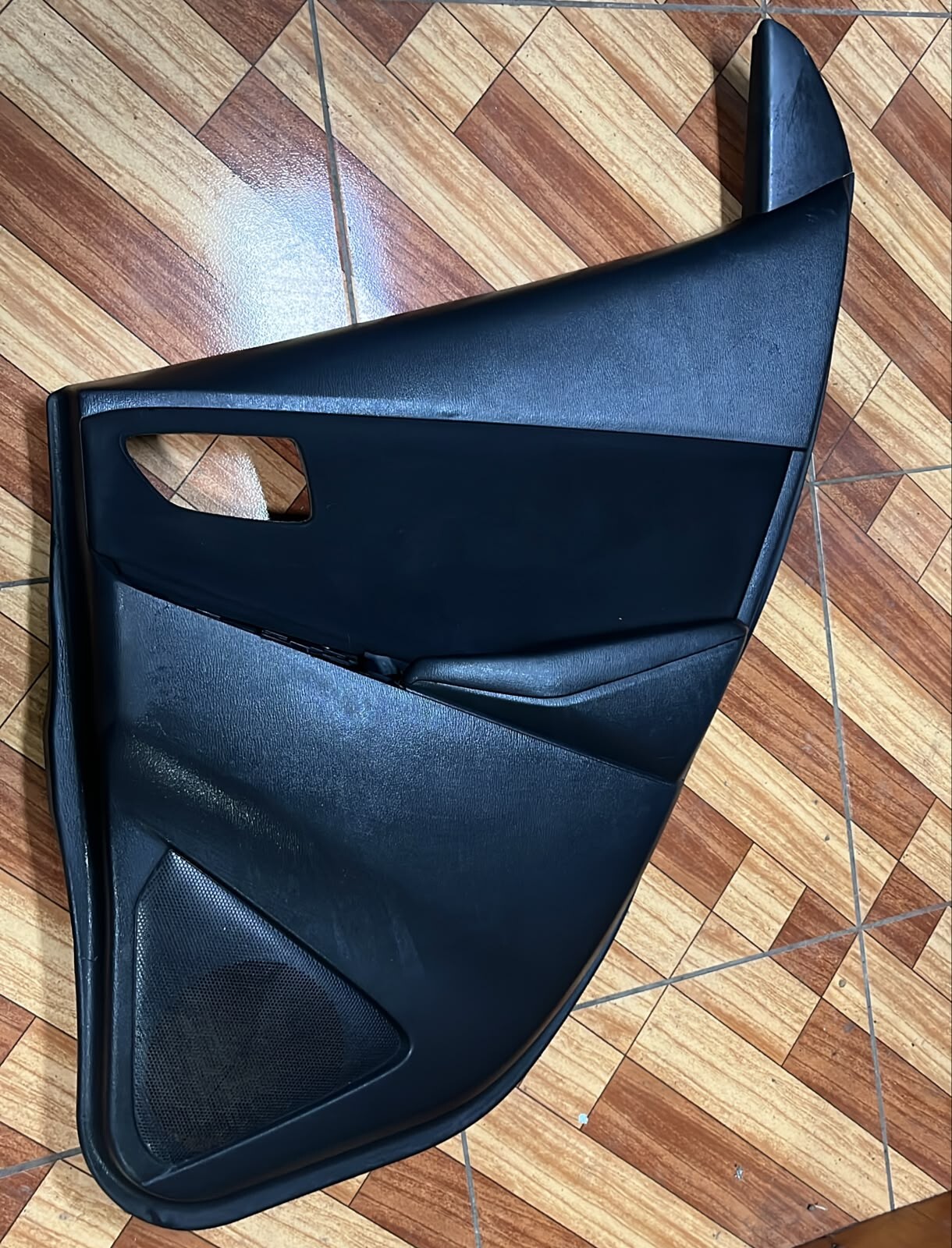 Tapiz trasero derecho Mazda MAZDA 2 2016