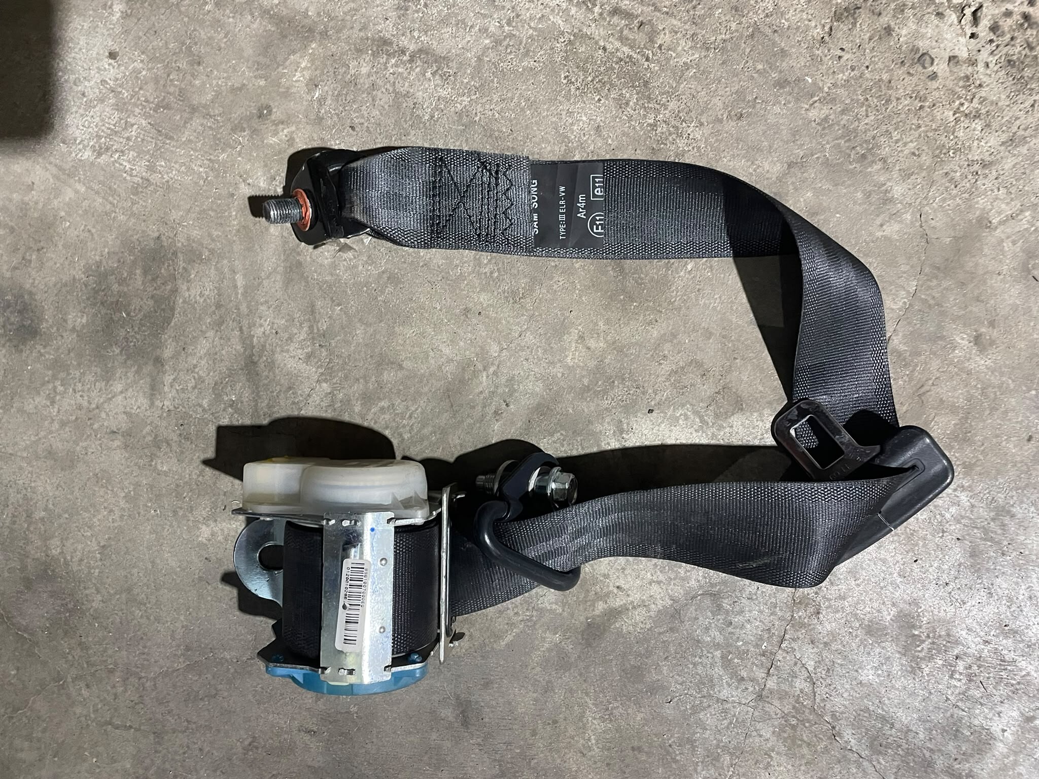 CINTURON TRASERO IZQUIERDO Kia MORNING EX11 2011