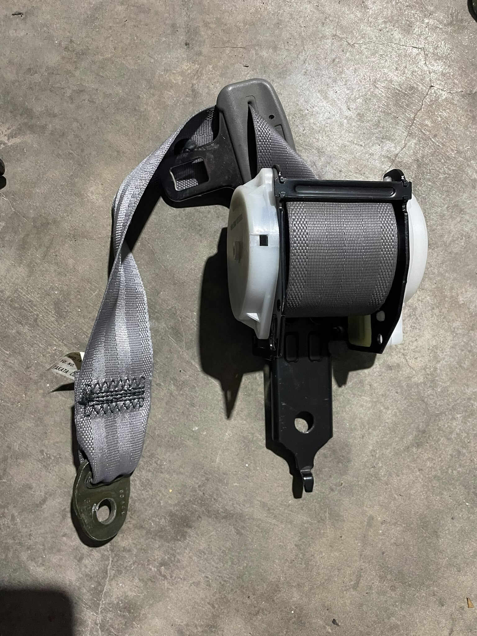 CINTURON TRASERO Mitsubishi Galant 2006