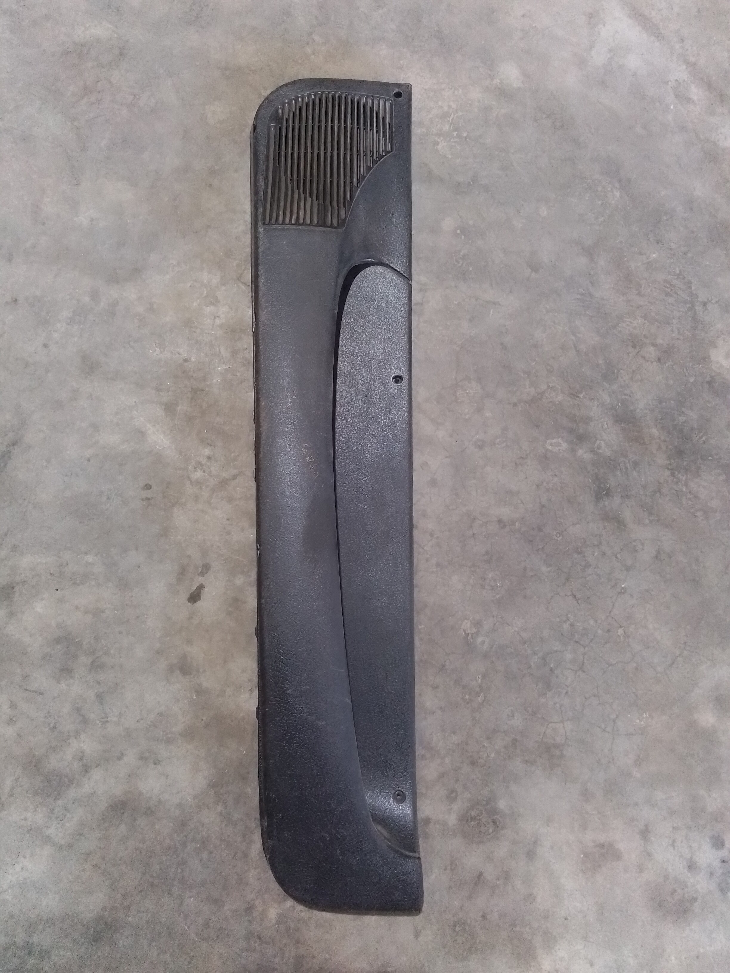 TAPIZ PUERTA DELANTERA DERECHA Chevrolet Corsa 2005