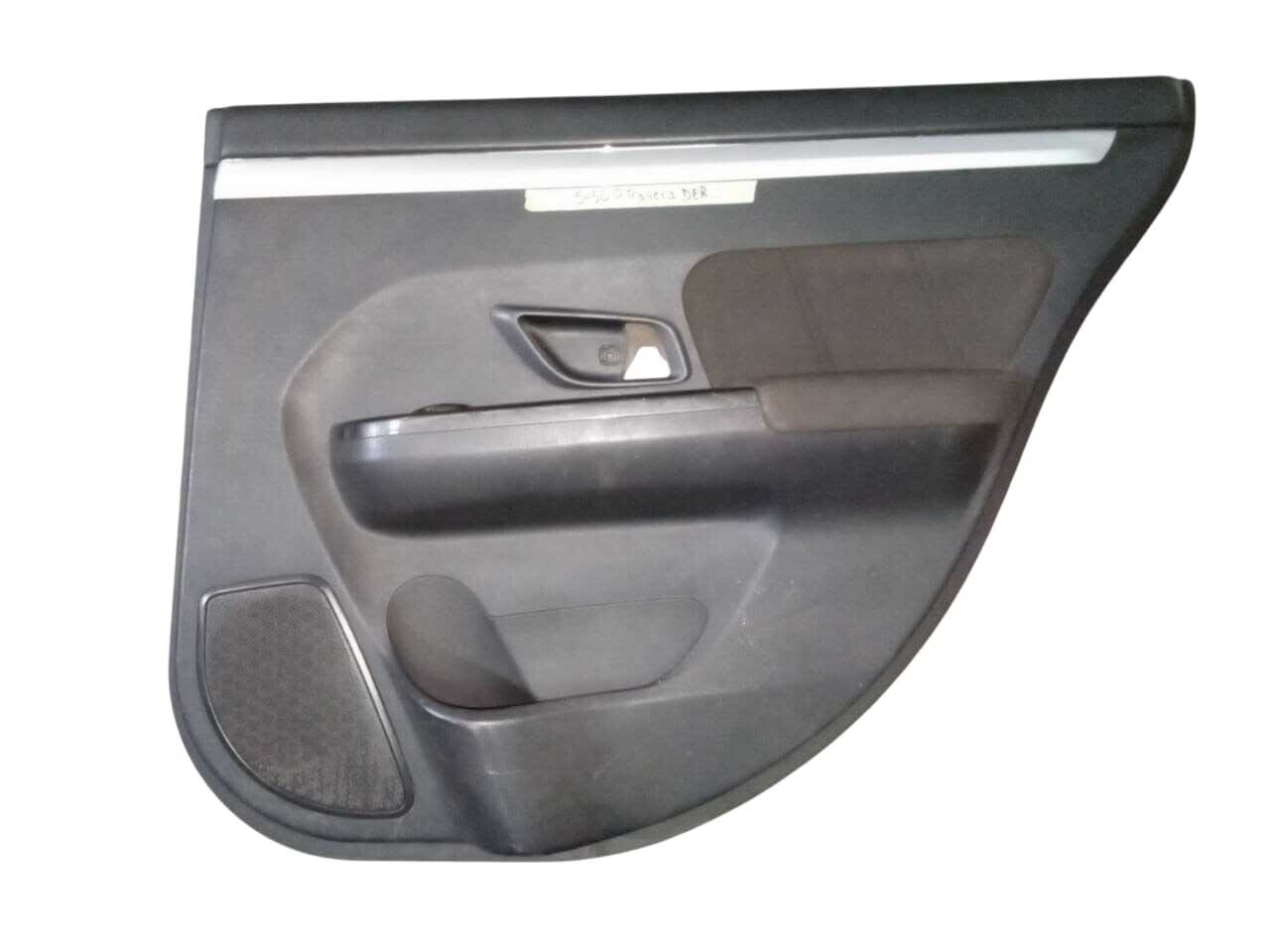 TAPIZ TRASERO DERECHO DONGFENG S50 2019