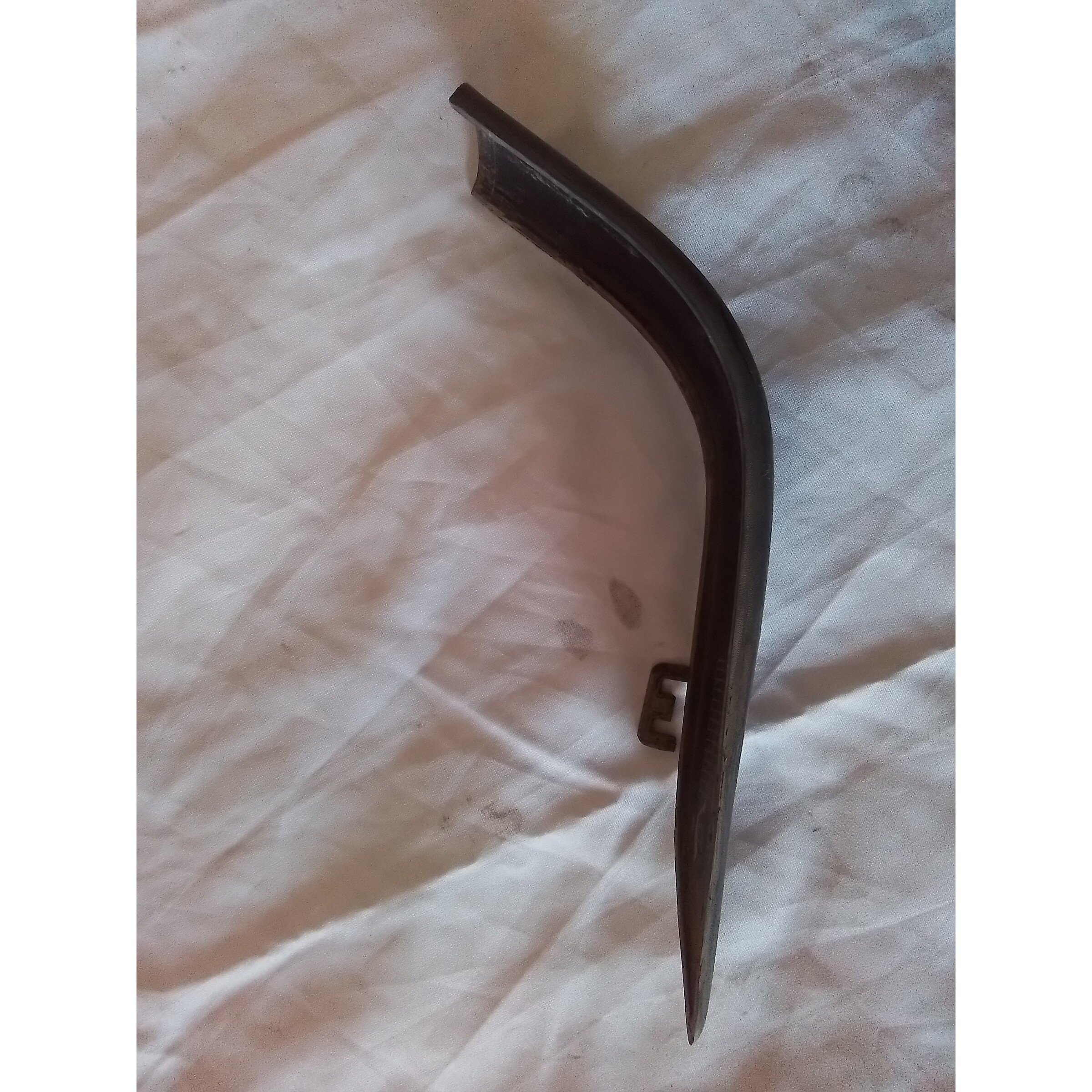 MOLDURA IZQ PARACHOQUE TRASERO Peugeot 106 2002