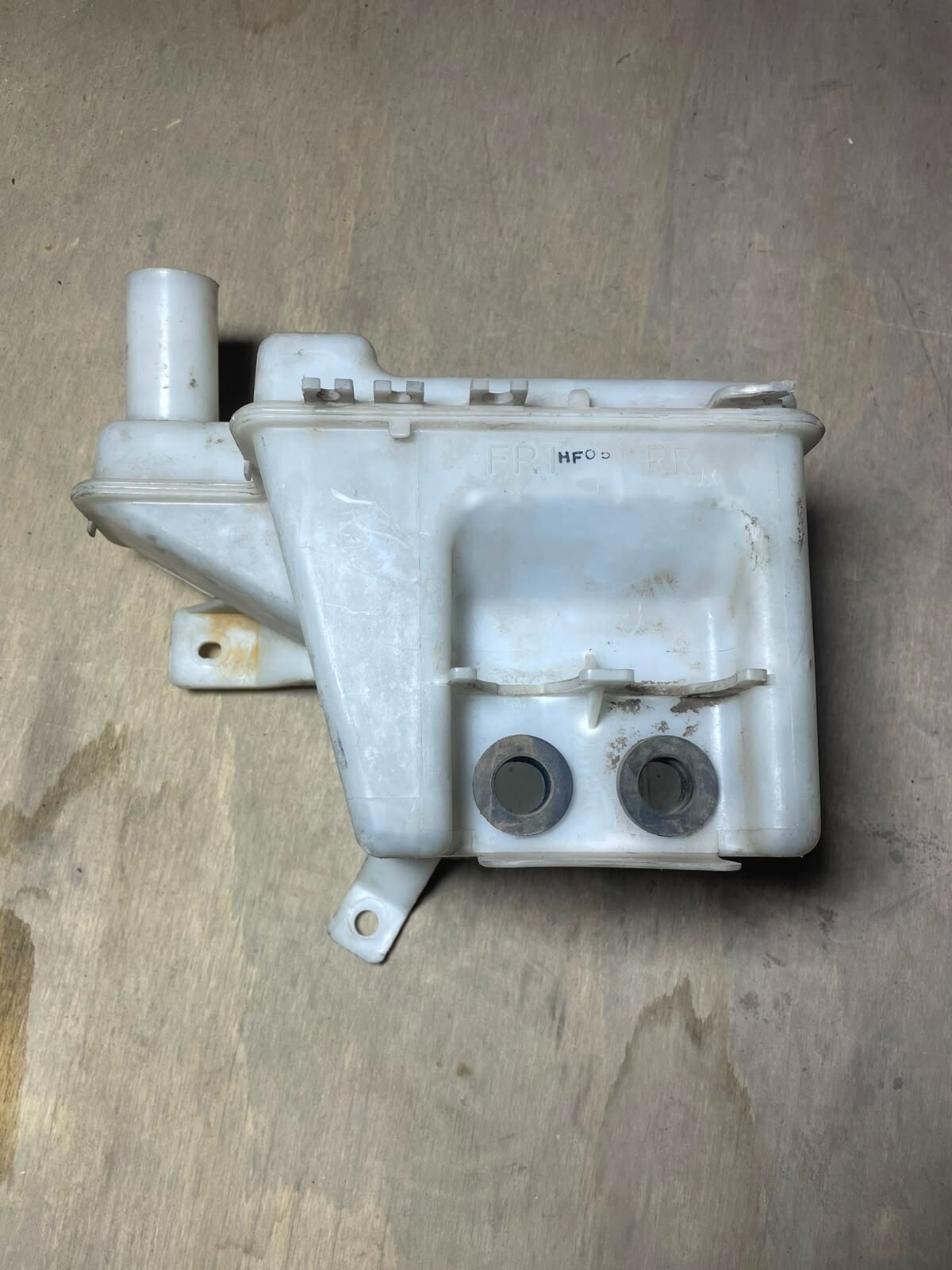 DEPOSITO LIMPIA PARABRISAS Chevrolet SWING 16 2004