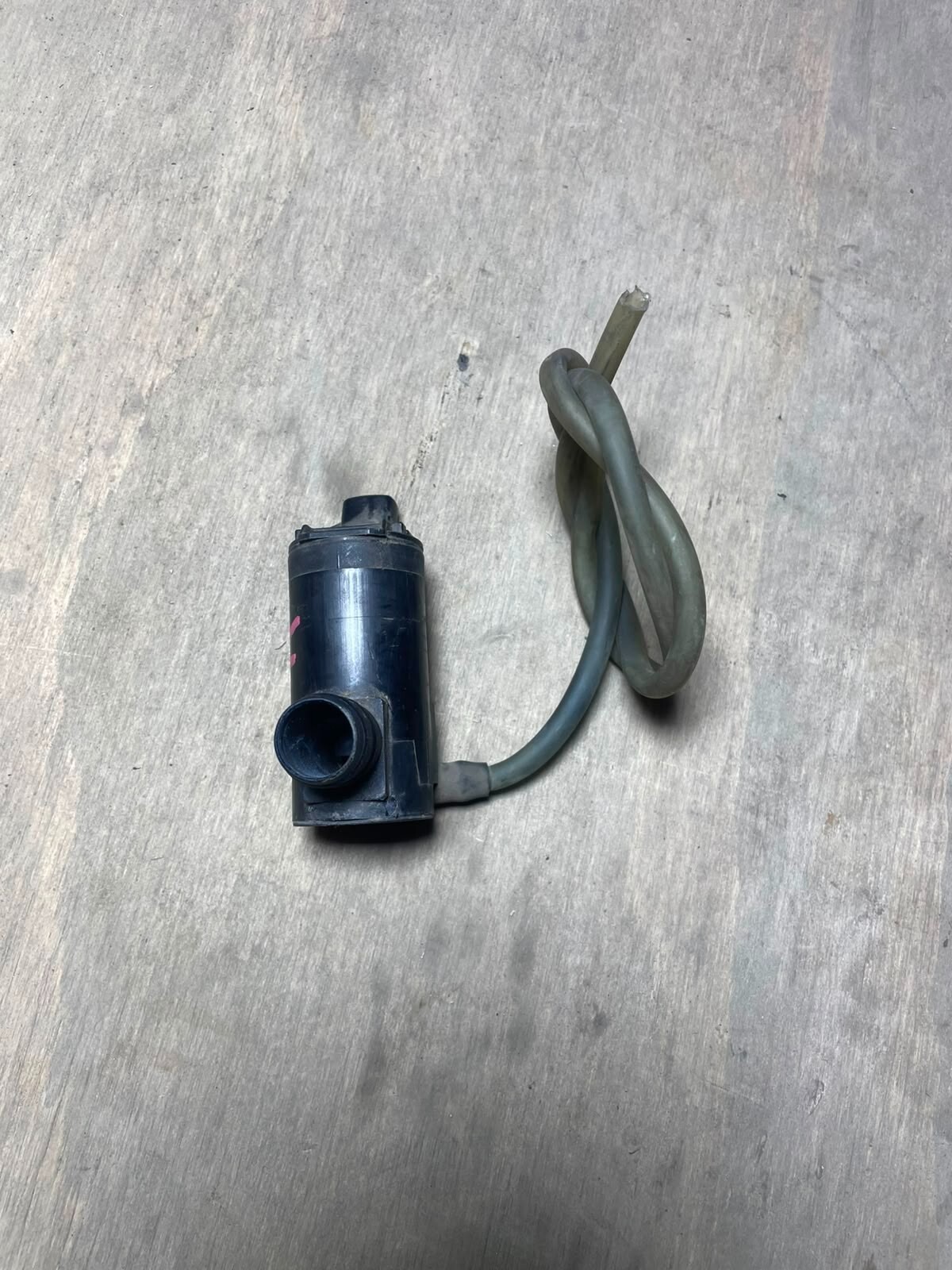 MOTOR DEPOSITO LIMPIA PARABRISA Chevrolet SWING 16 2004