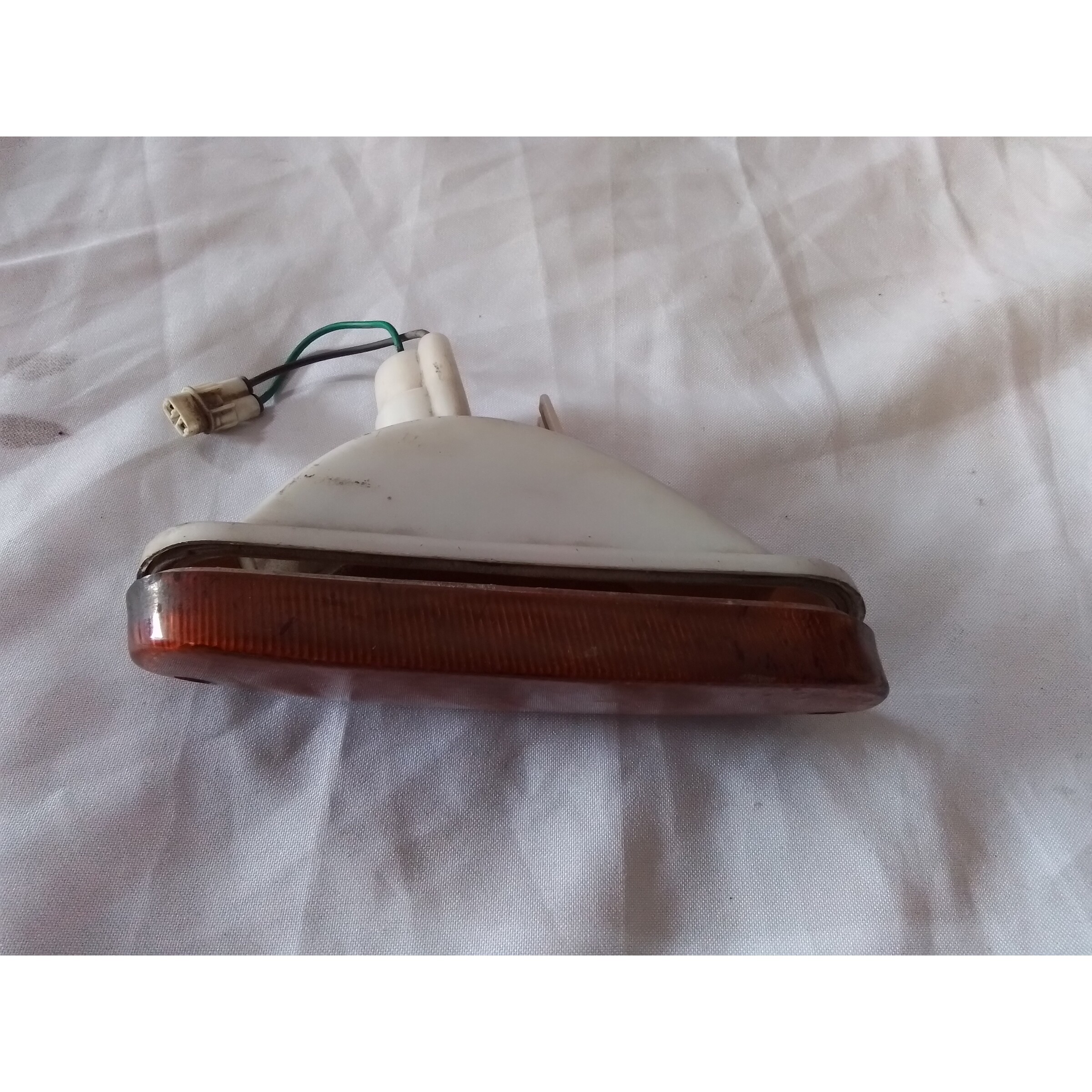 INTERMITENTE PARACHOQUE DELANTERO Suzuki Swift 1993