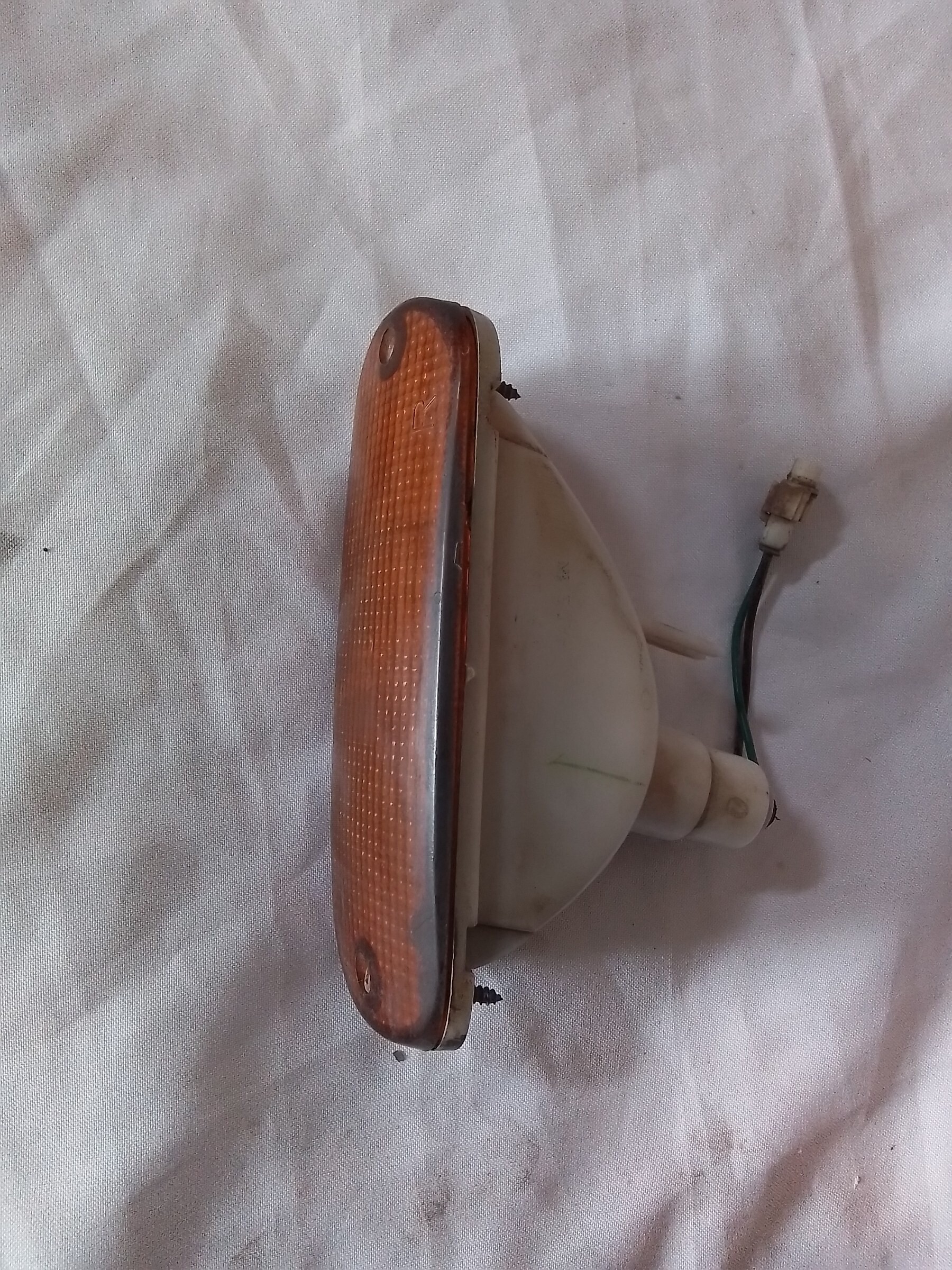 INTERMITENTE PARACHOQUE DELANTERO Suzuki Swift 1993