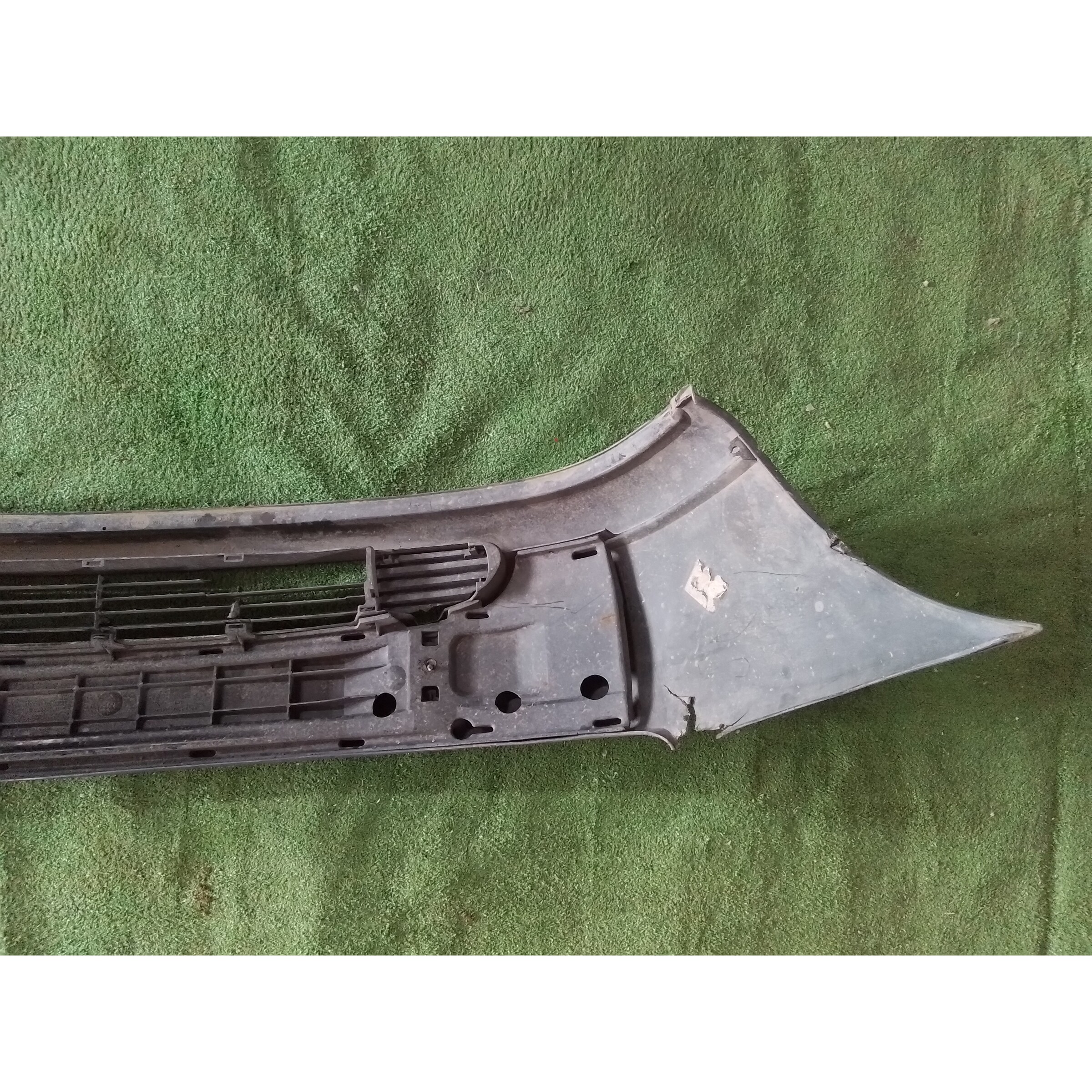 PARACHOQUE DELANTERO (DAÑO LEVE) Ford Fiesta 1998