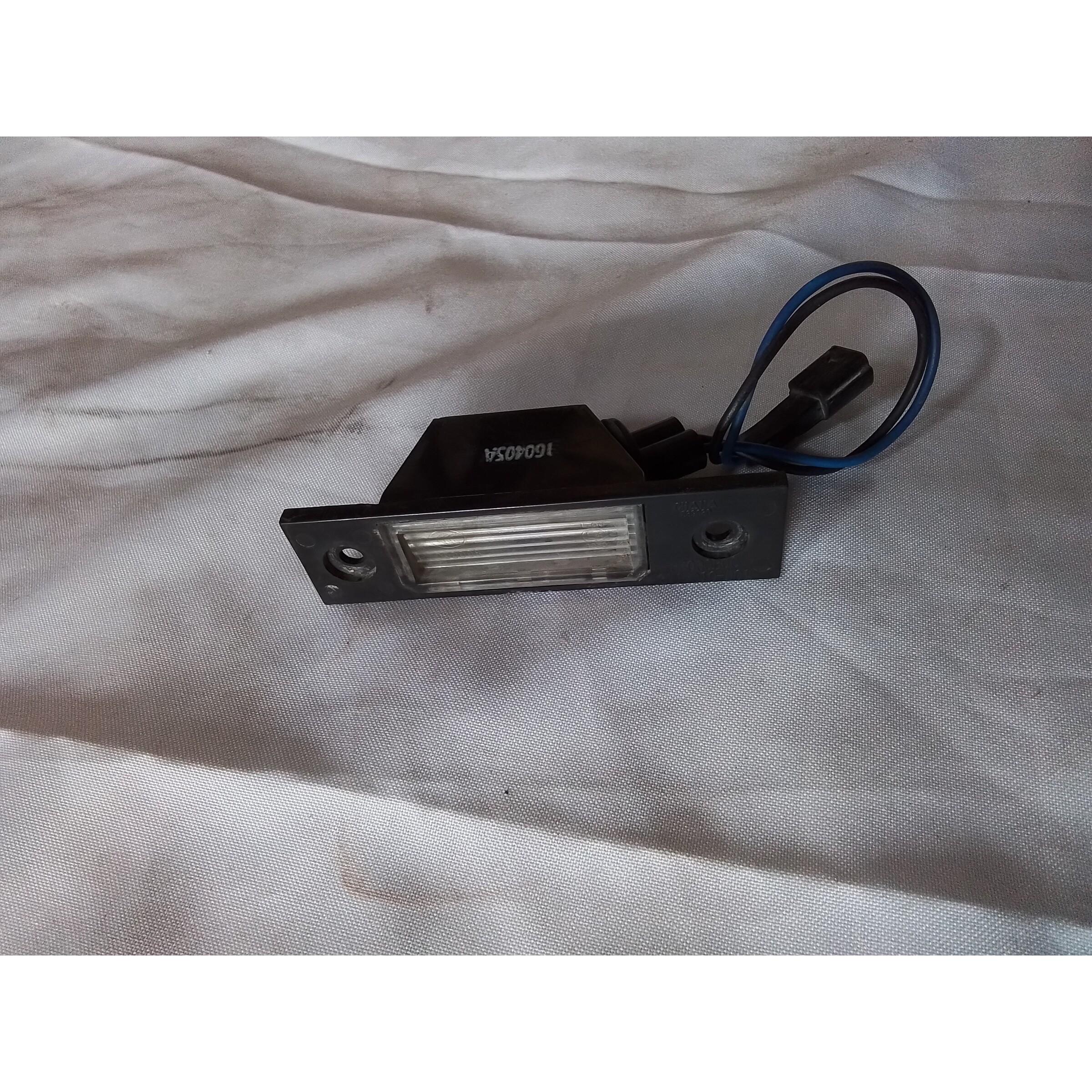 LUZ PATENTE Changan CV1 2016