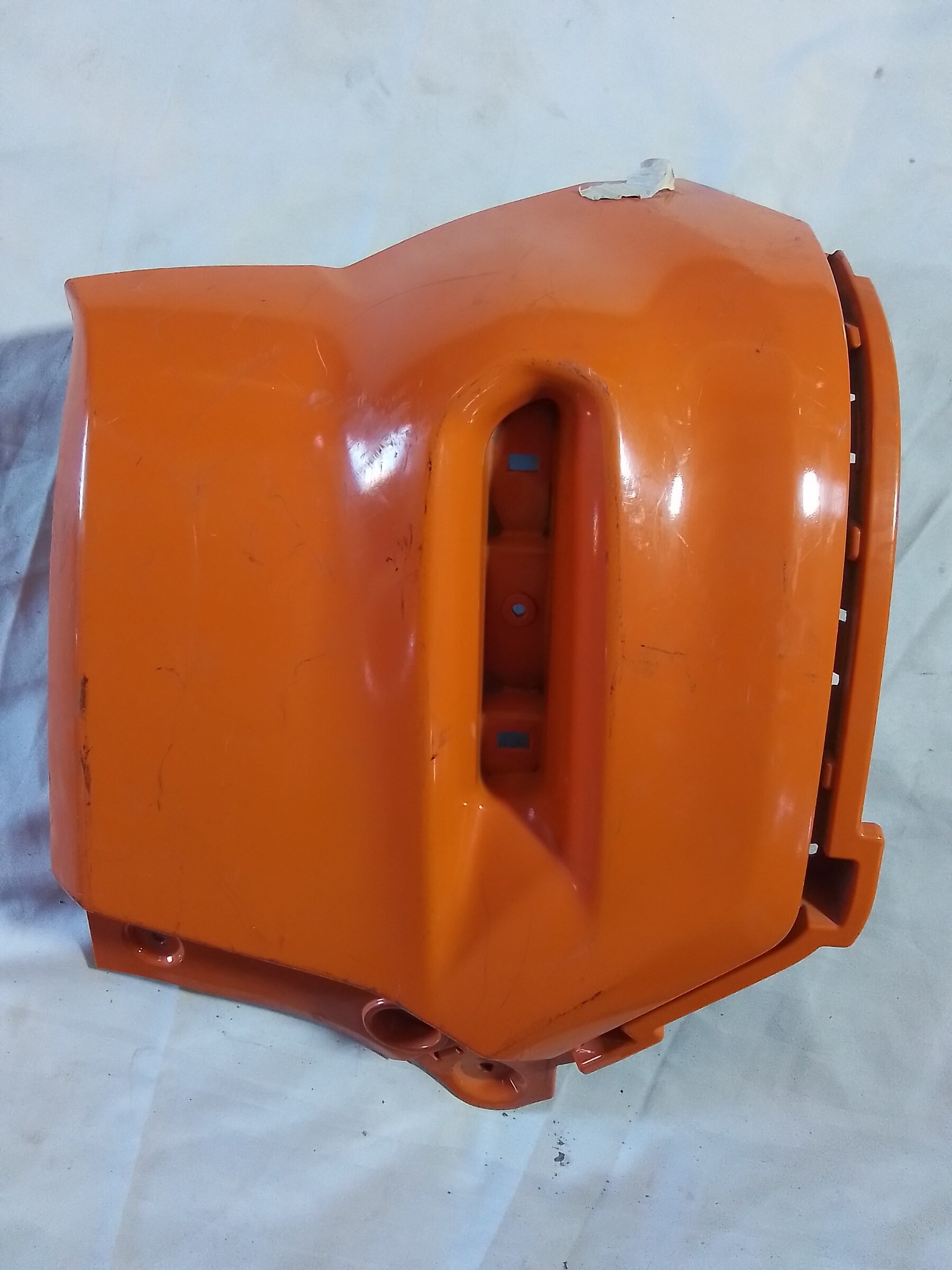 MOLDURA DERECHA PARACHOQUE TRASERO Suzuki S-PRESSO 2021