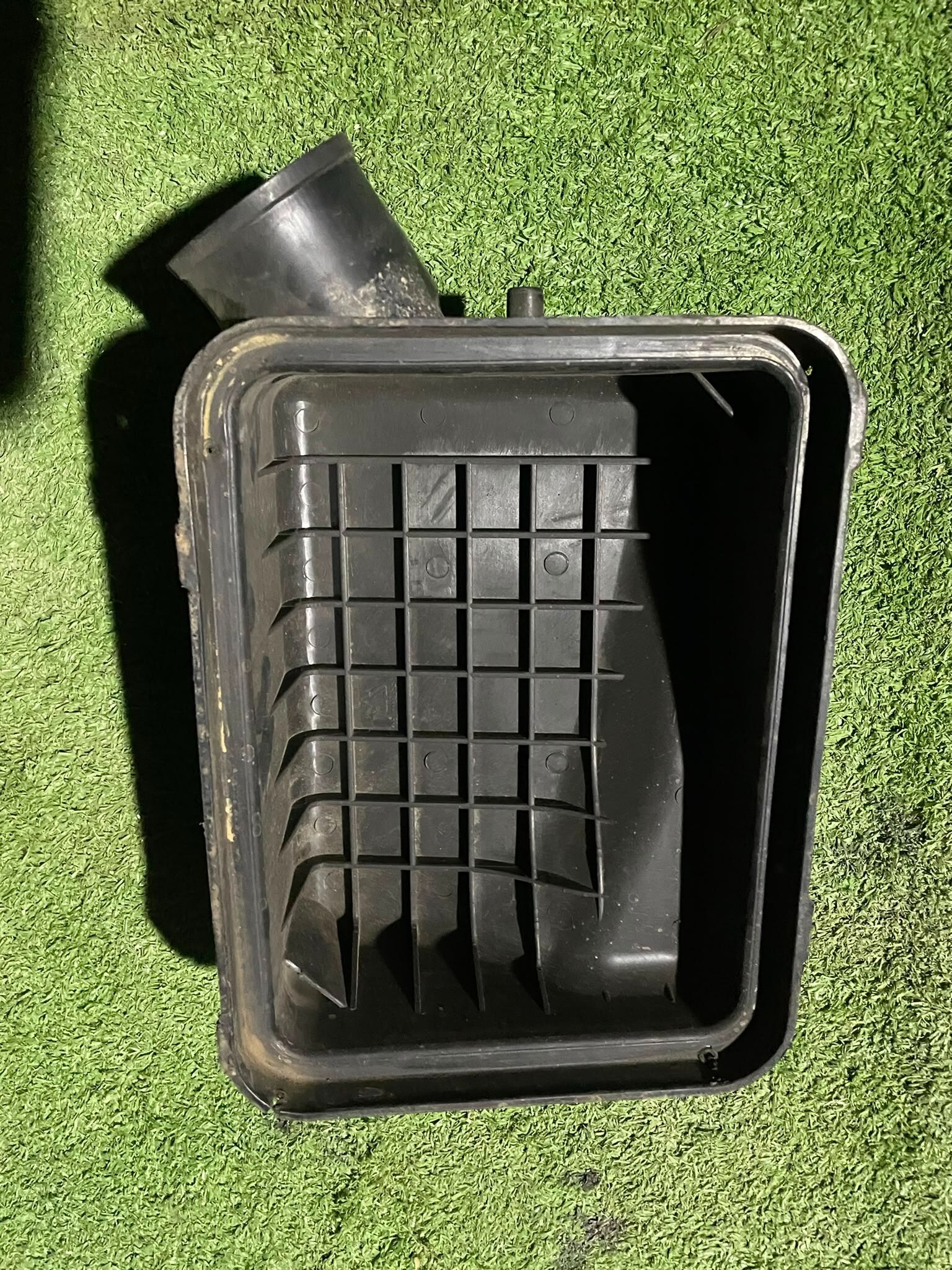 TAPA PORTA FILTRO DE AIRE GEELY NEW CK 2012