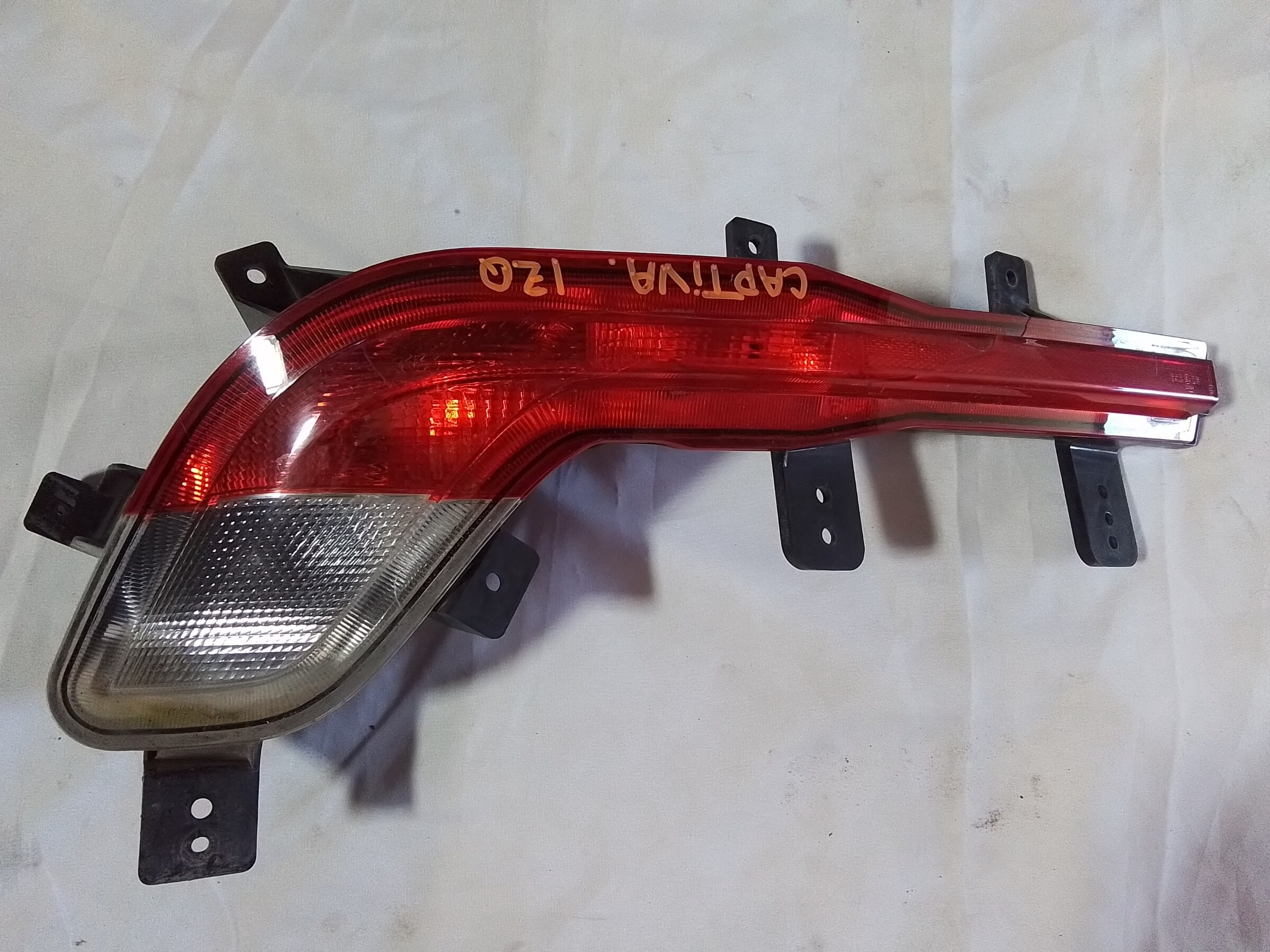 LUZ INTERMITENTE TRASERO IZQ (QUEBRADO) Chevrolet Captiva 2021