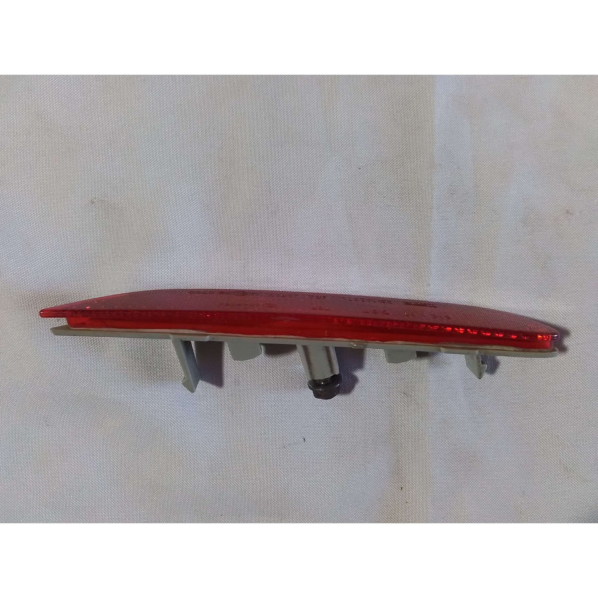 REFLECTANTE IZQ PARACHOQUE TRASERO Nissan Qashqai 2019