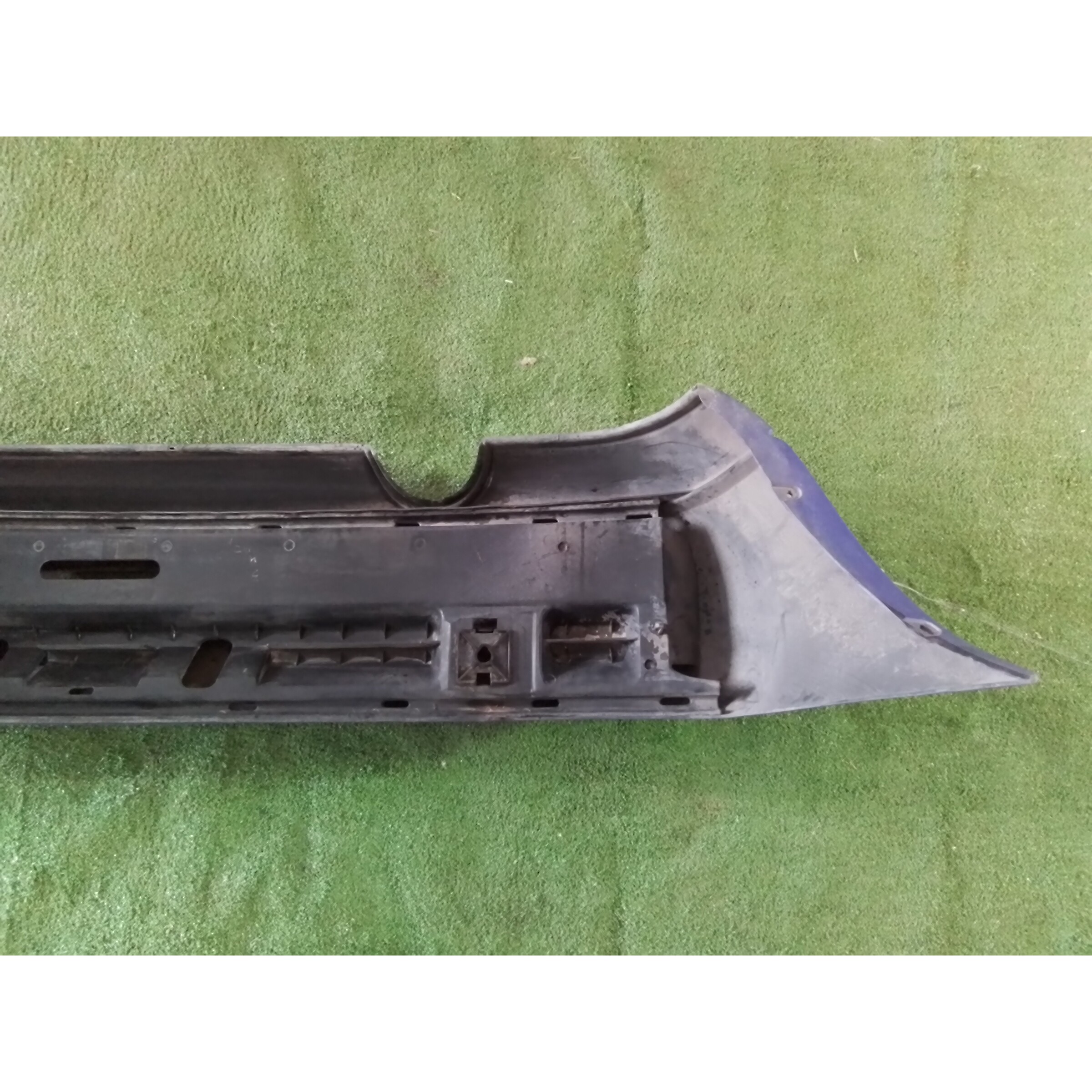 PARACHOQUE TRASERO Ford Fiesta 1998
