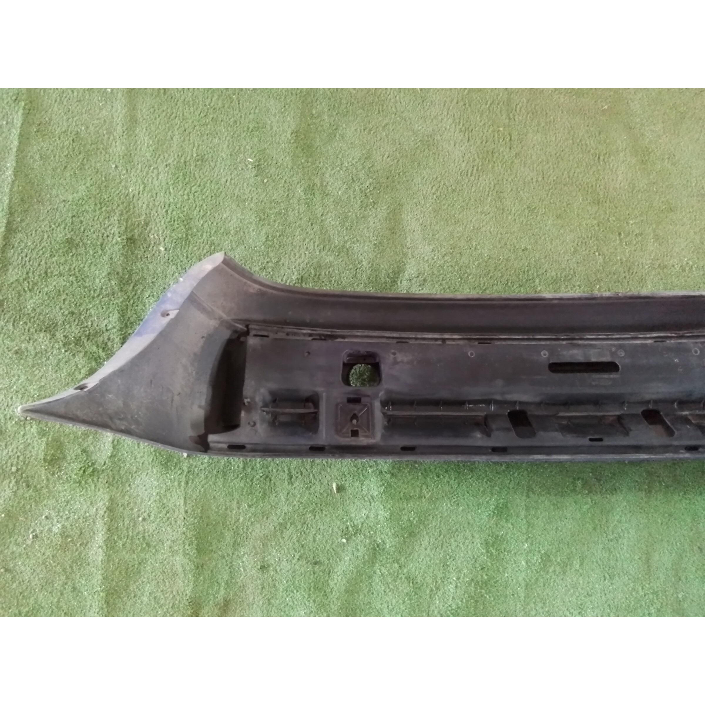PARACHOQUE TRASERO Ford Fiesta 1998