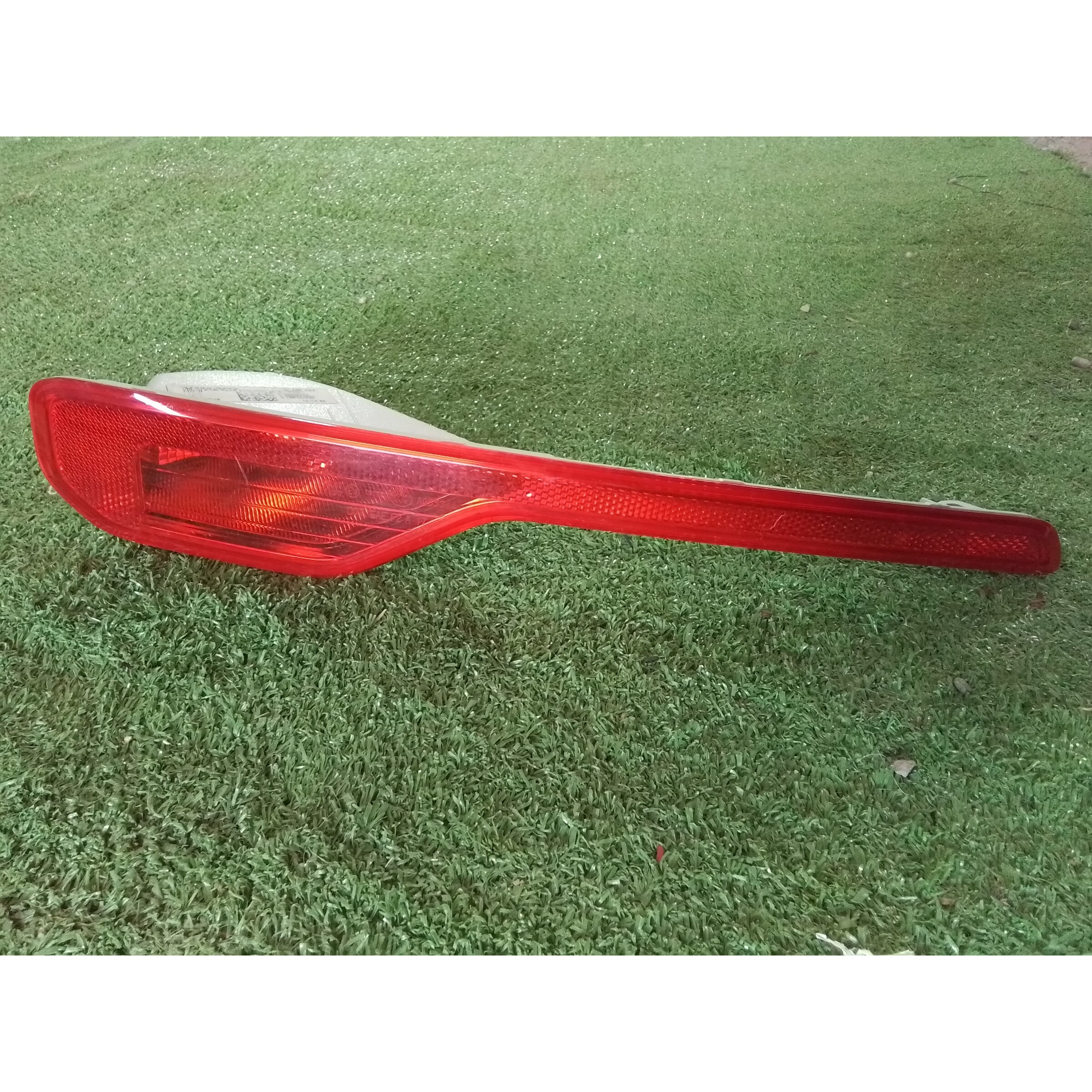 REFLECTANTE IZQ PARACHOQUE TRASERO Volvo XC40 T4 2020