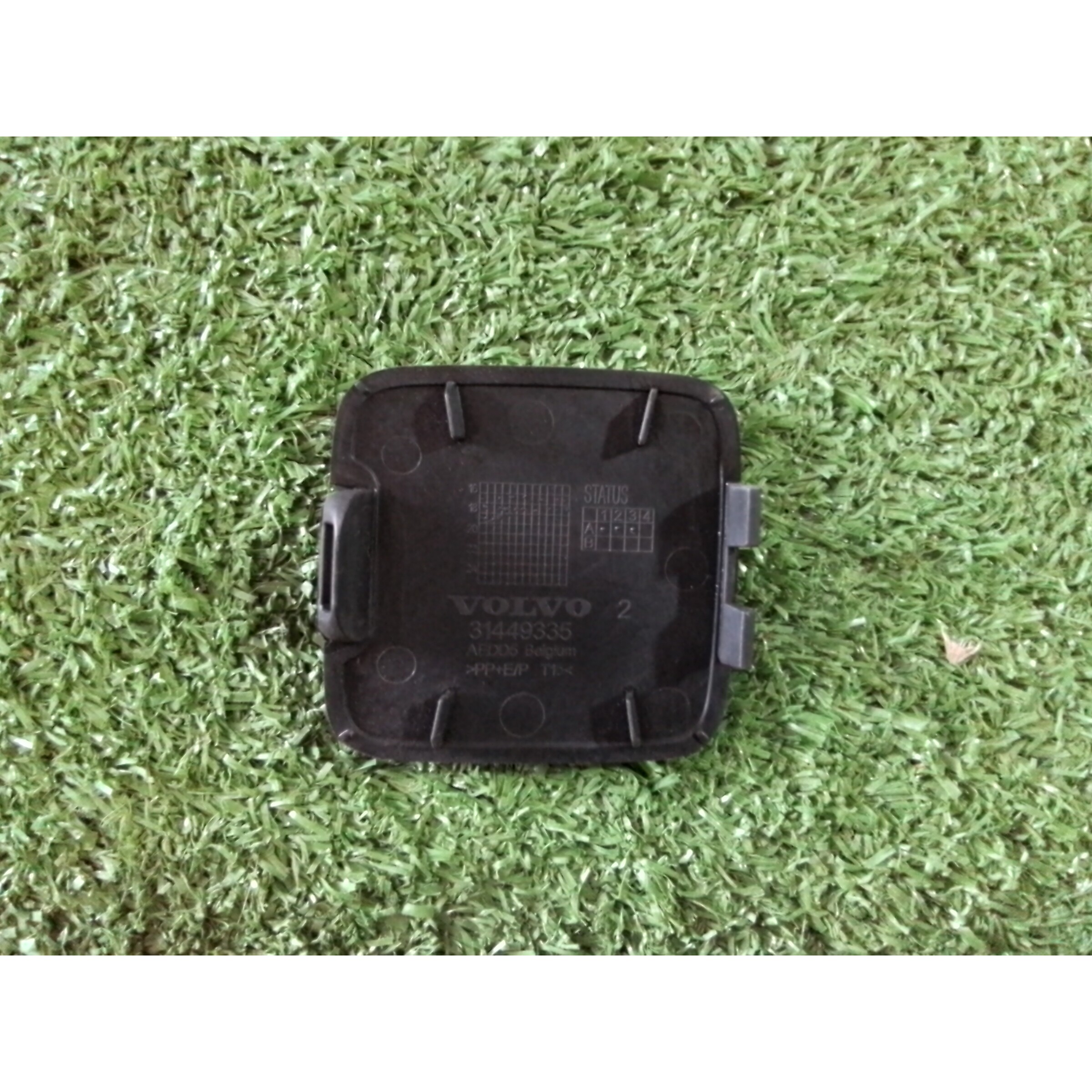TAPA GANCHO PARACHOQUE TRASERO Volvo XC40 T4 2020