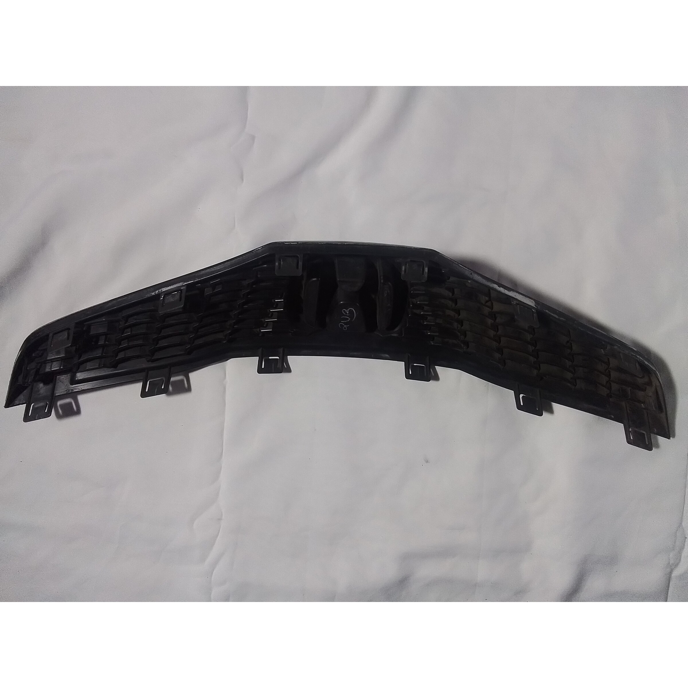 REJILLA FRONTAL PARACHOQUE Honda FIT 2012