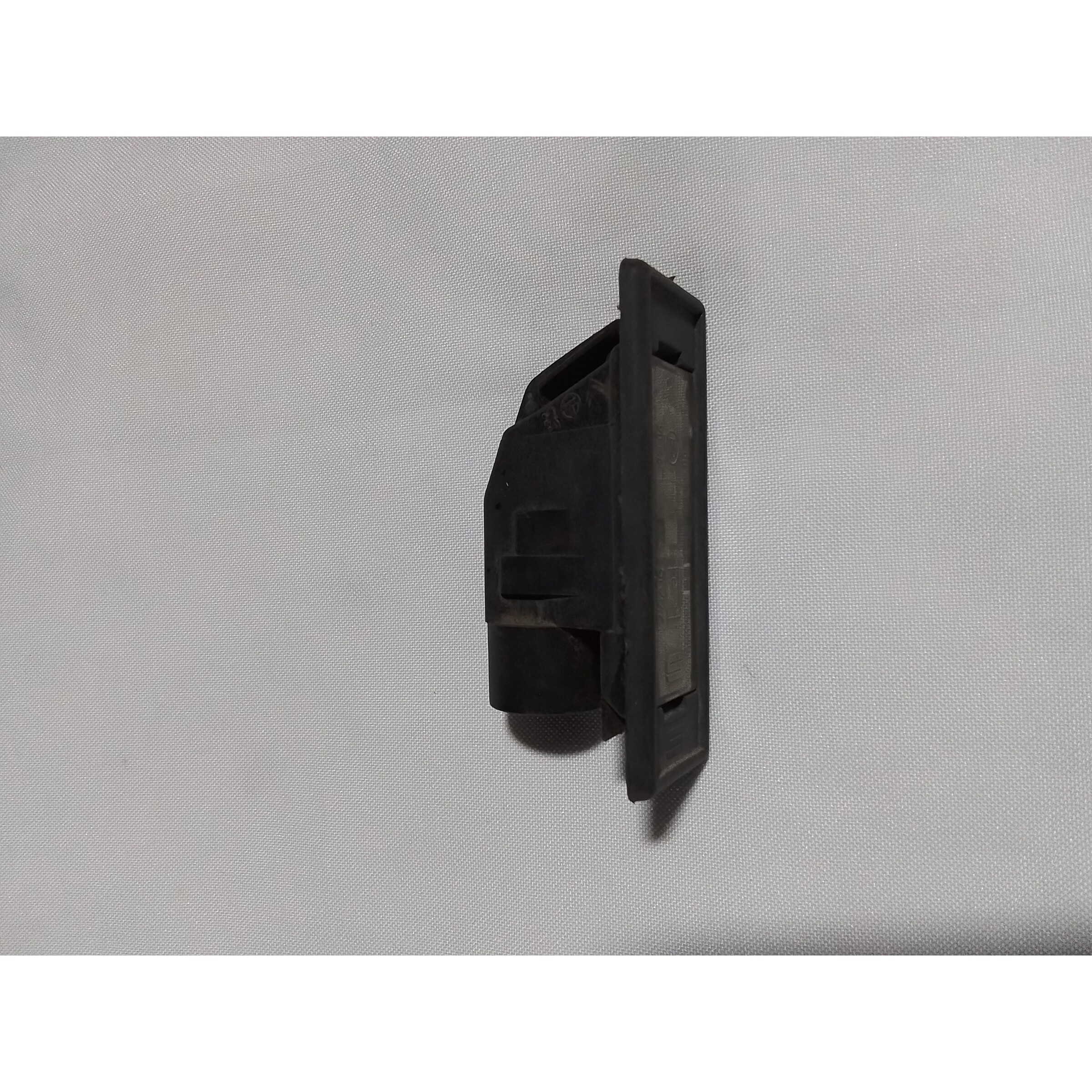 LUZ PATENTE Peugeot 106 1997