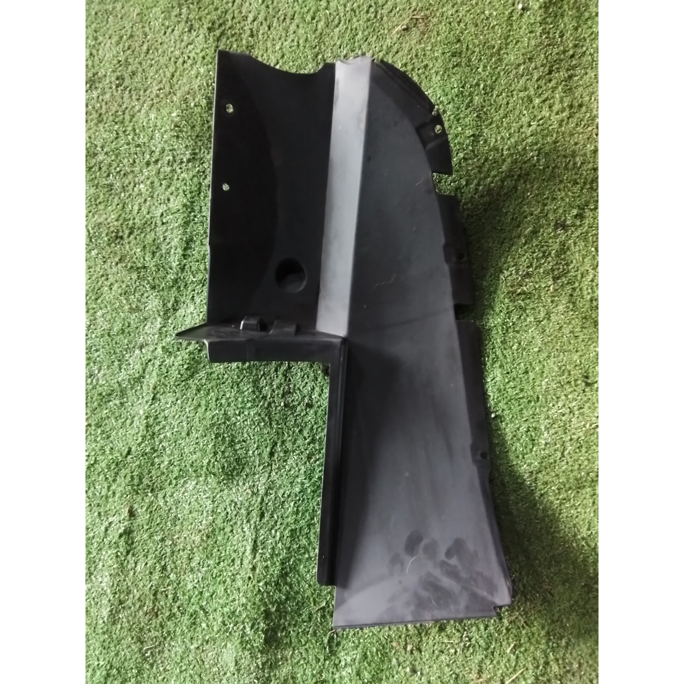 GUARDAFANGO DELANTERO IZQ (DAÑO LEVE) Chevrolet Uplander 2005