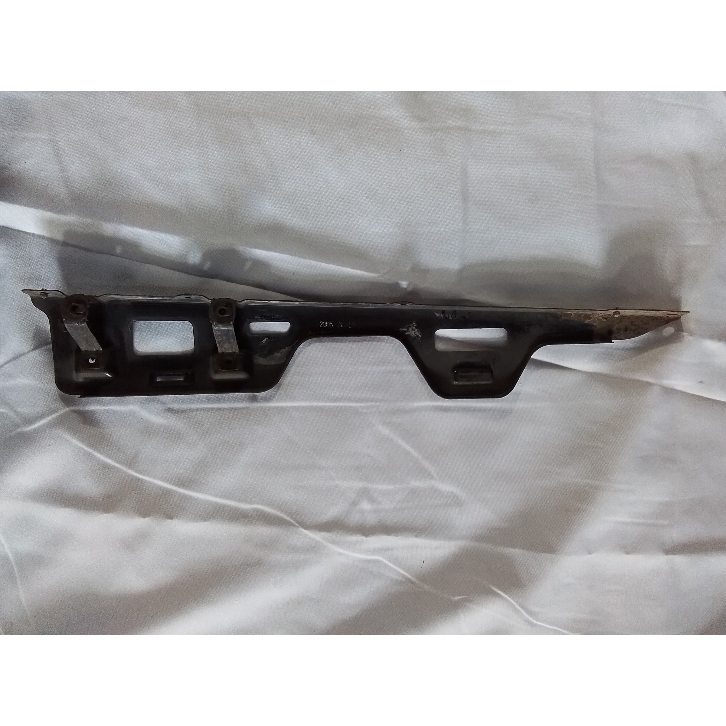 MENSULA TRASERA IZQ Hyundai Accent 2005