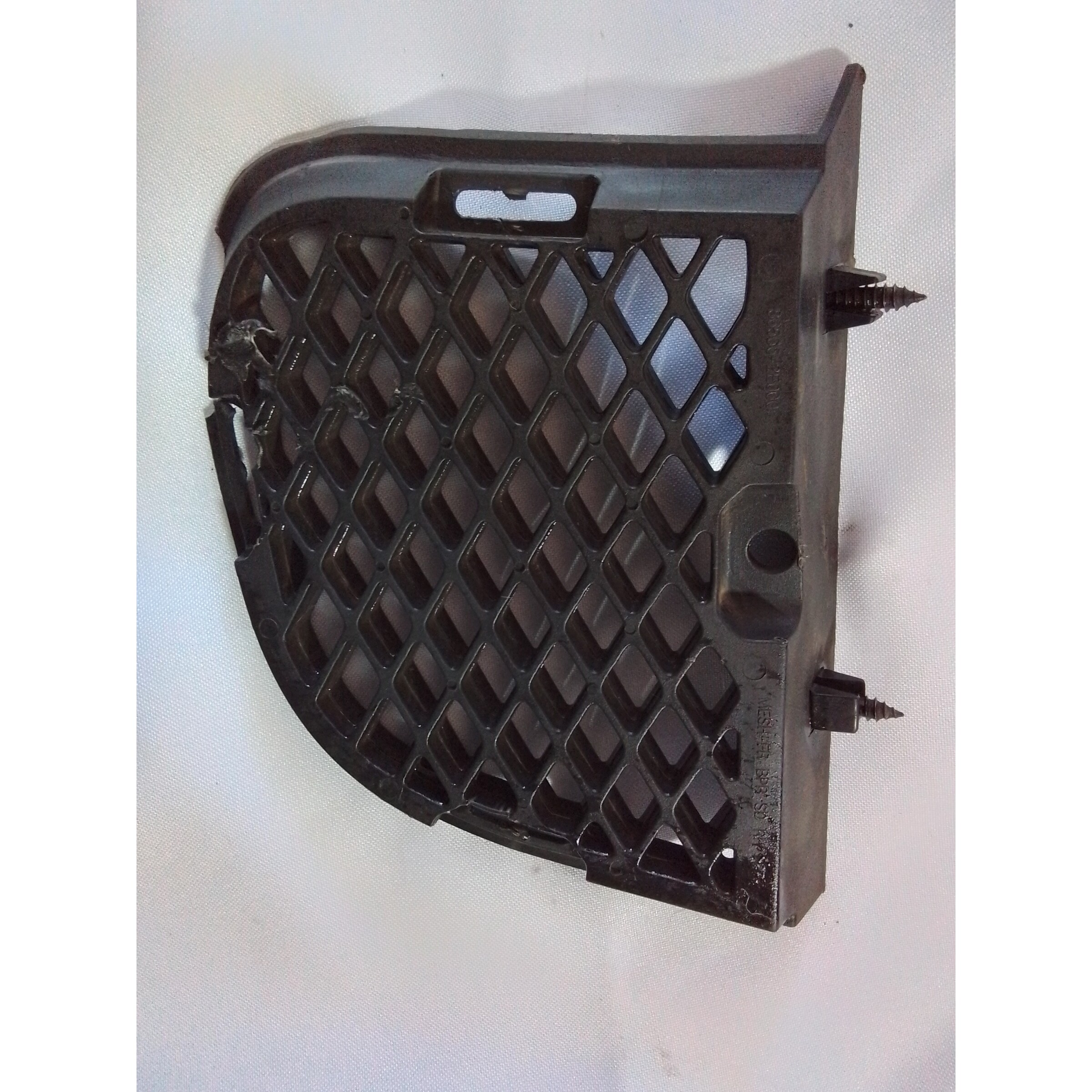 REJILLA DERECHA PARACHOQUE DELANTERO Hyundai Tucson 2007