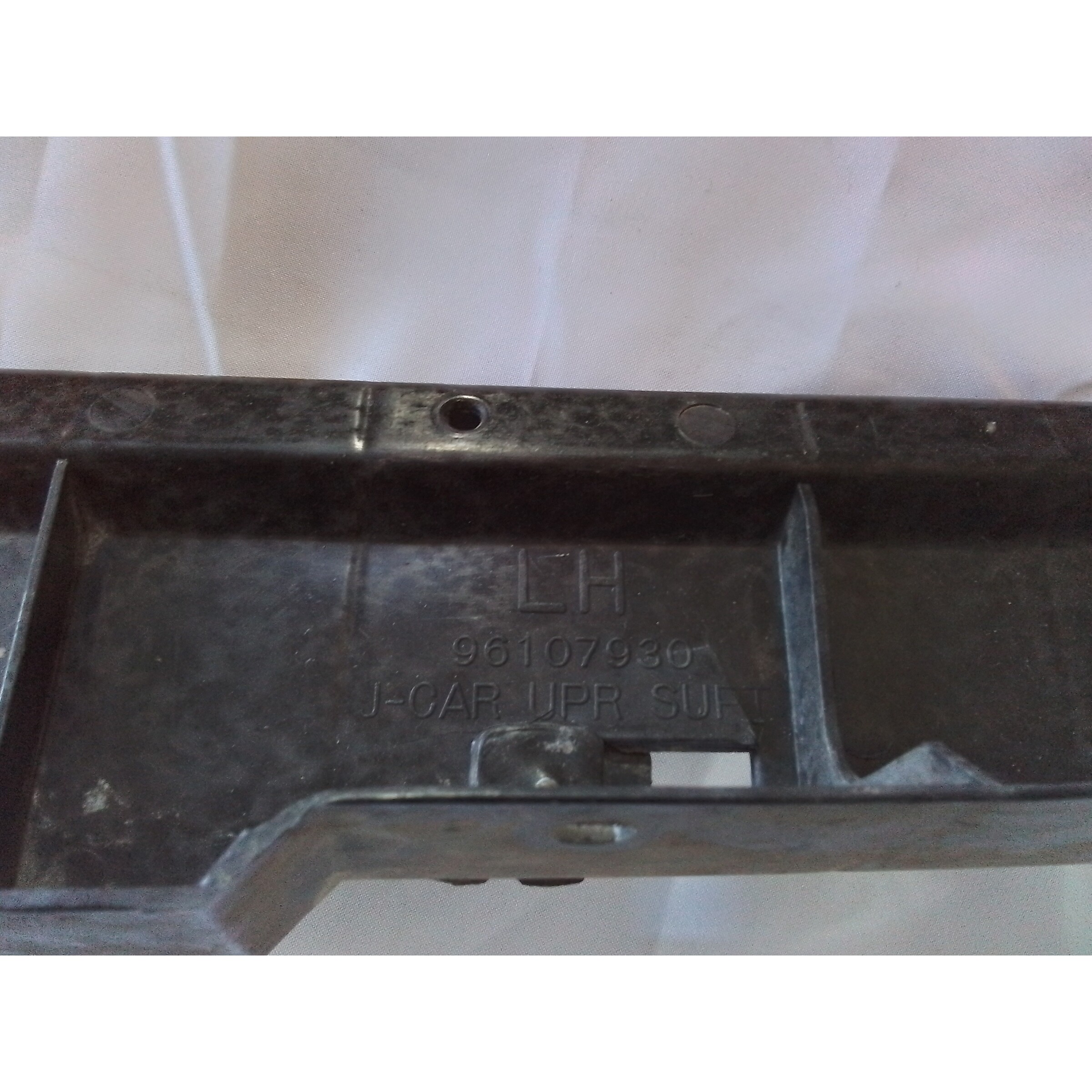 REFUERZO PARACHOQUE TRASERO IZQ Daewoo ESPERO  1995
