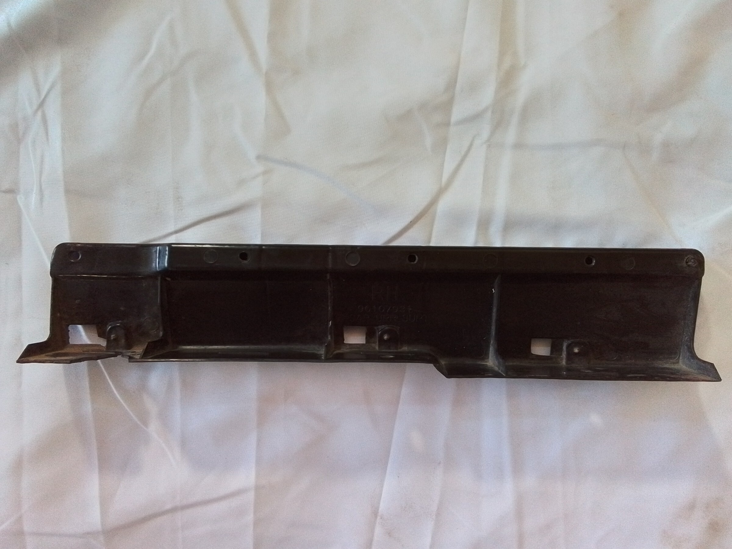 REFUERZO PARACHOQUE TRASERO DERECHO Daewoo ESPERO  1995