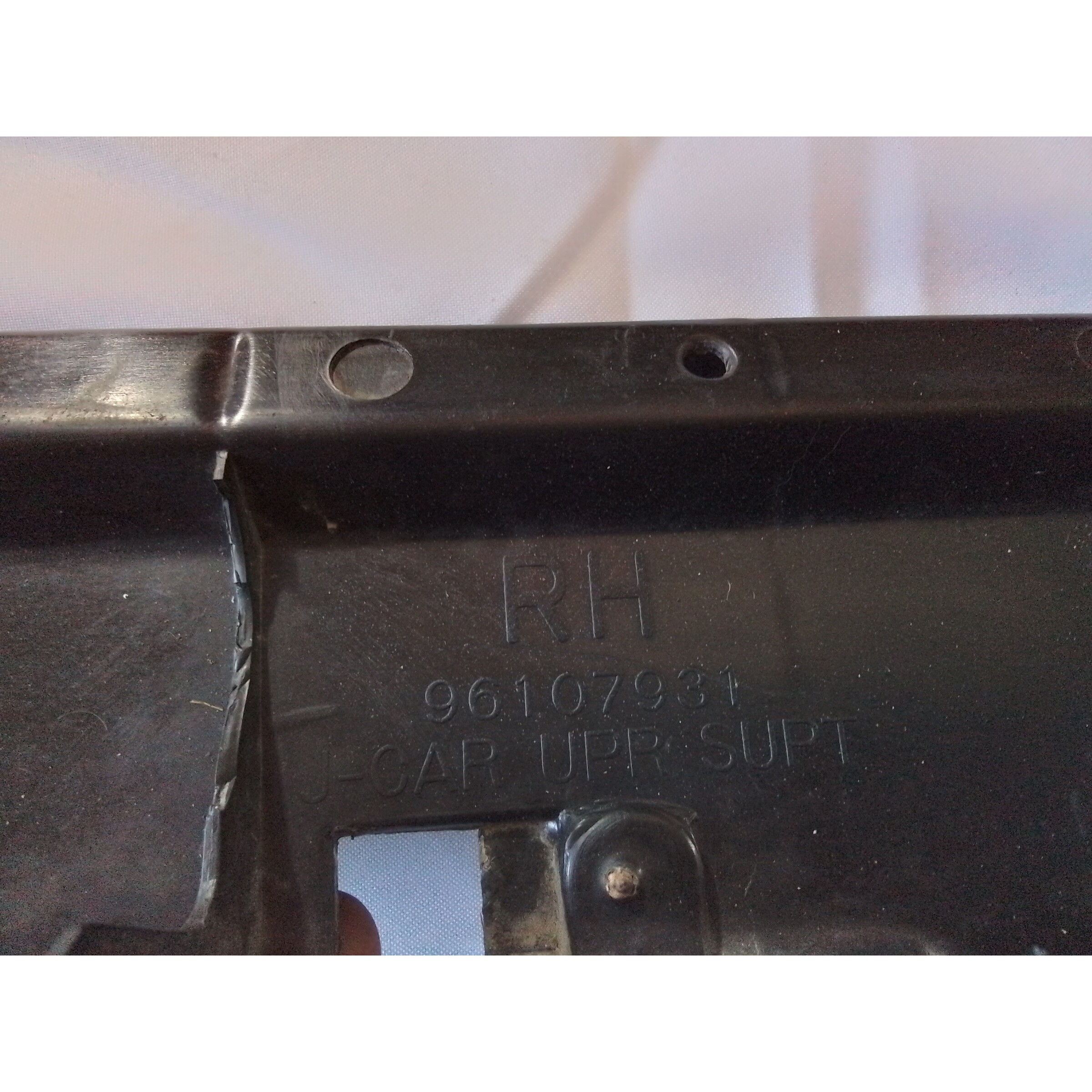 REFUERZO PARACHOQUE TRASERO DERECHO Daewoo ESPERO  1995