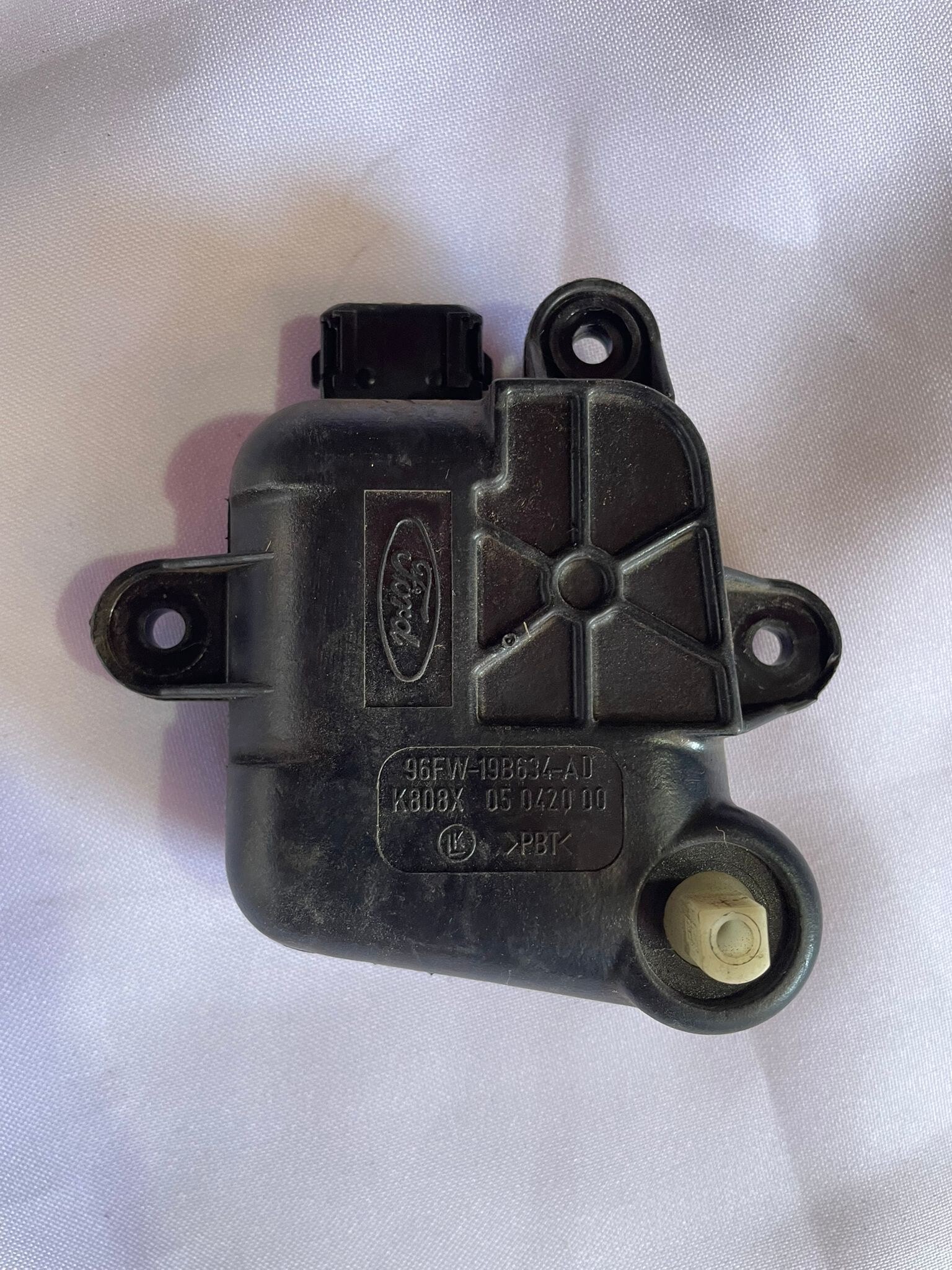 MOTOR ACTUADOR CALEFACCION Ford Fiesta 1998