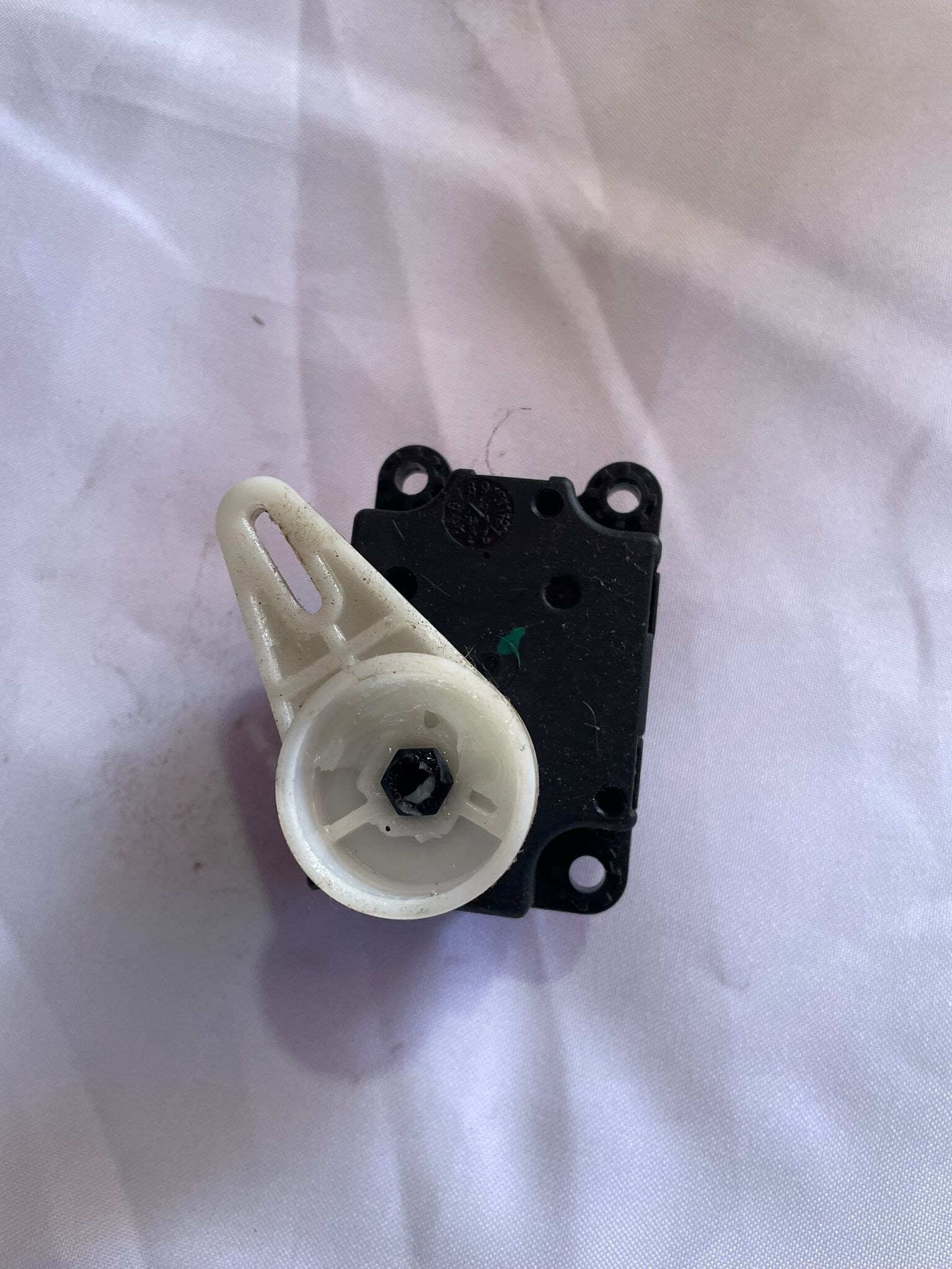 MOTOR ACTUADOR CALEFACCION Chery Tiggo 2 2023