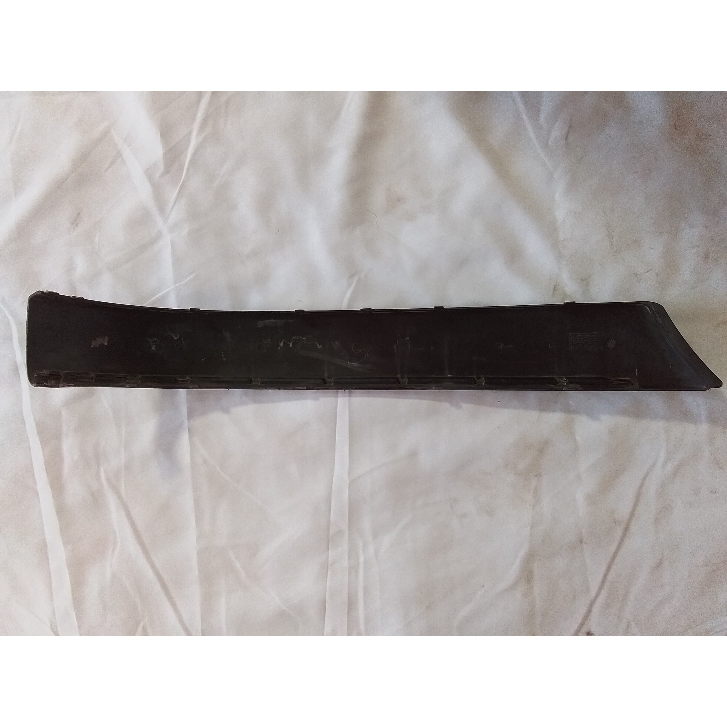 MOLDURA LATERAL DERECHO PARACHOQUE Peugeot 406 2001