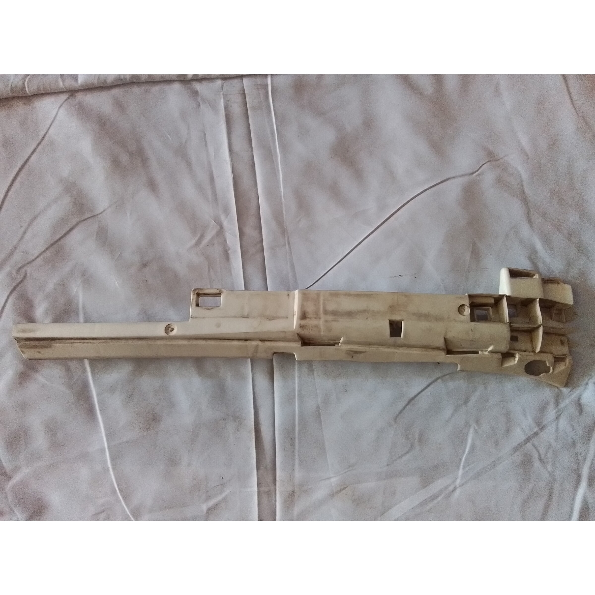 REFUERZO PAPACHOQUE DELANTERO LADO IZQ Citroen Xsara 2002