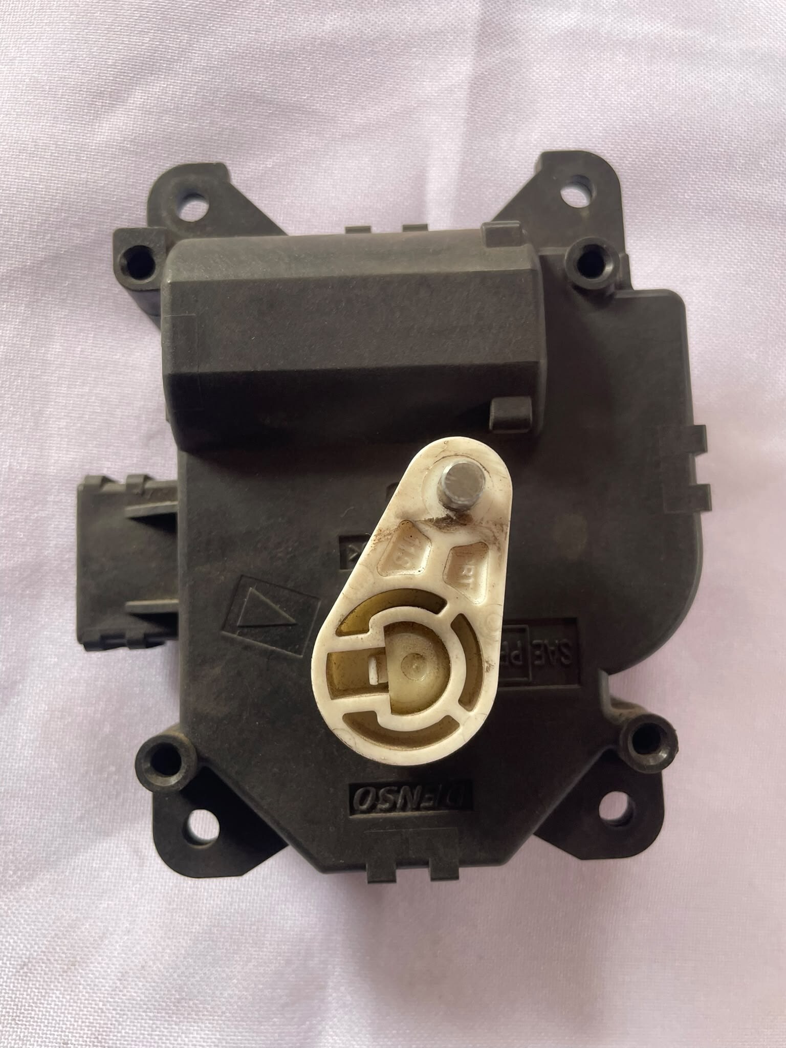 MOTOR ACTUADOR CALEFACCION Suzuki AERIO 2007