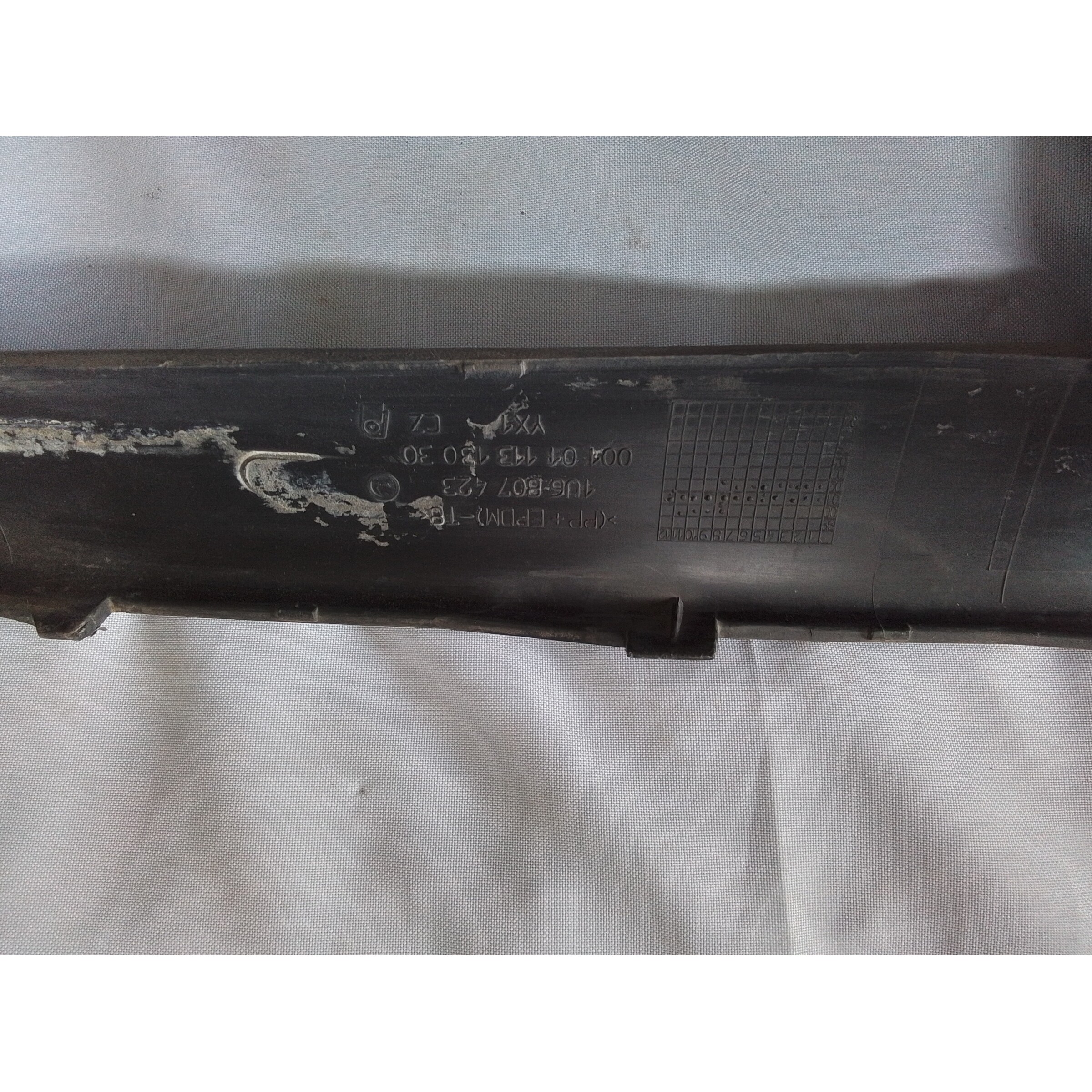 MOLDURA PARACHOQUE TRASERO Skoda Octavia 2003