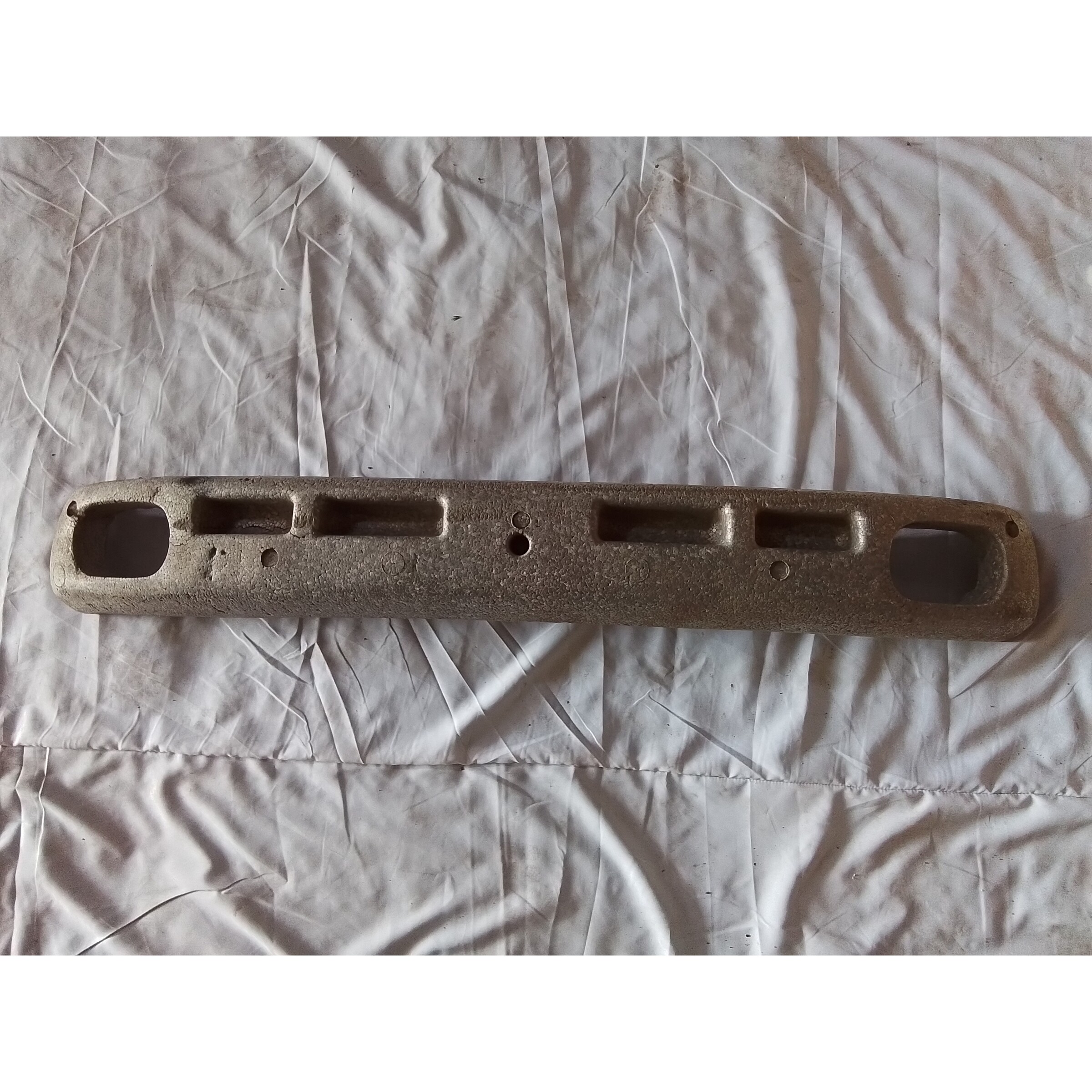 REFUERZO PARACHOQUE TRASERO Hyundai Accent 1997