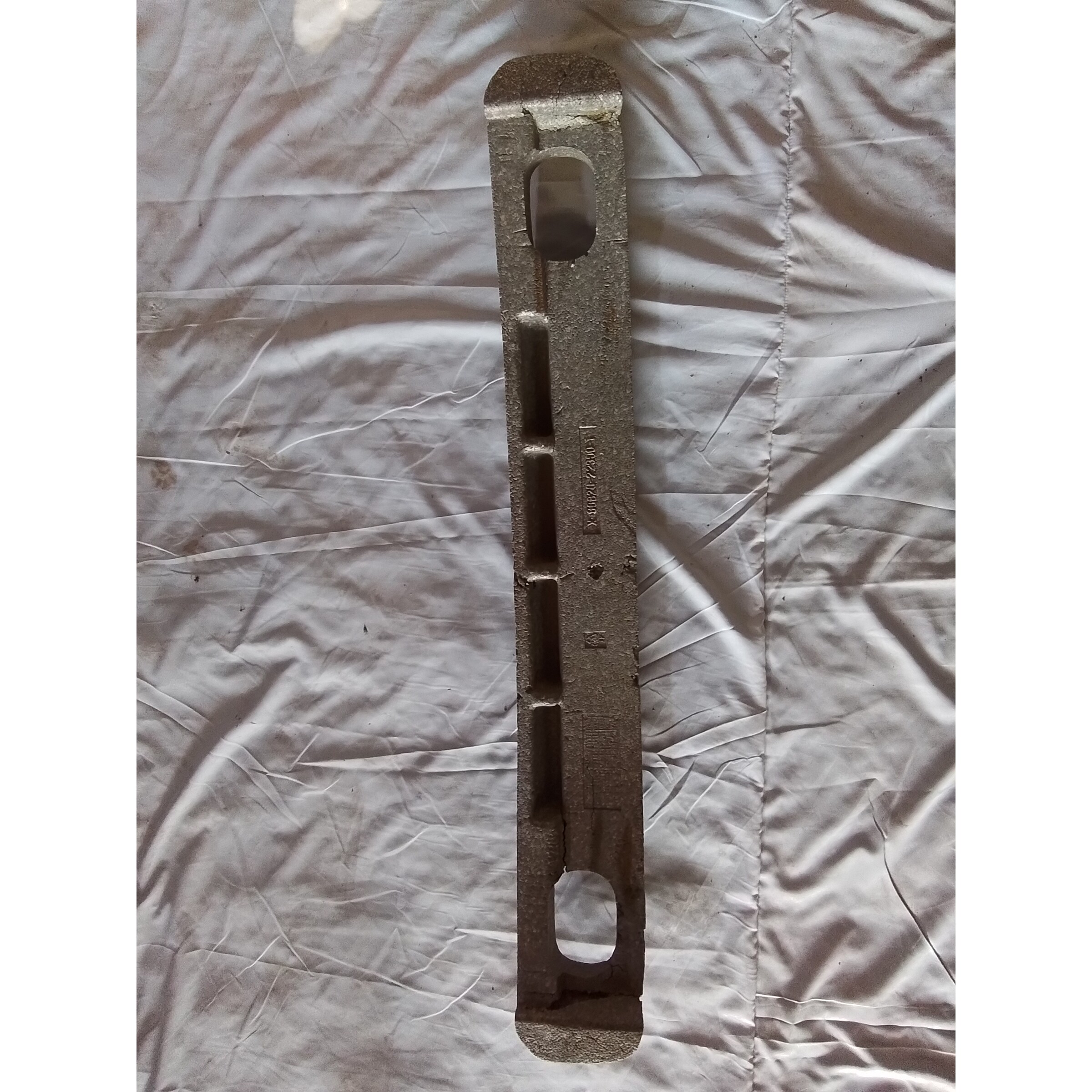 REFUERZO PARACHOQUE TRASERO Hyundai Accent 1997