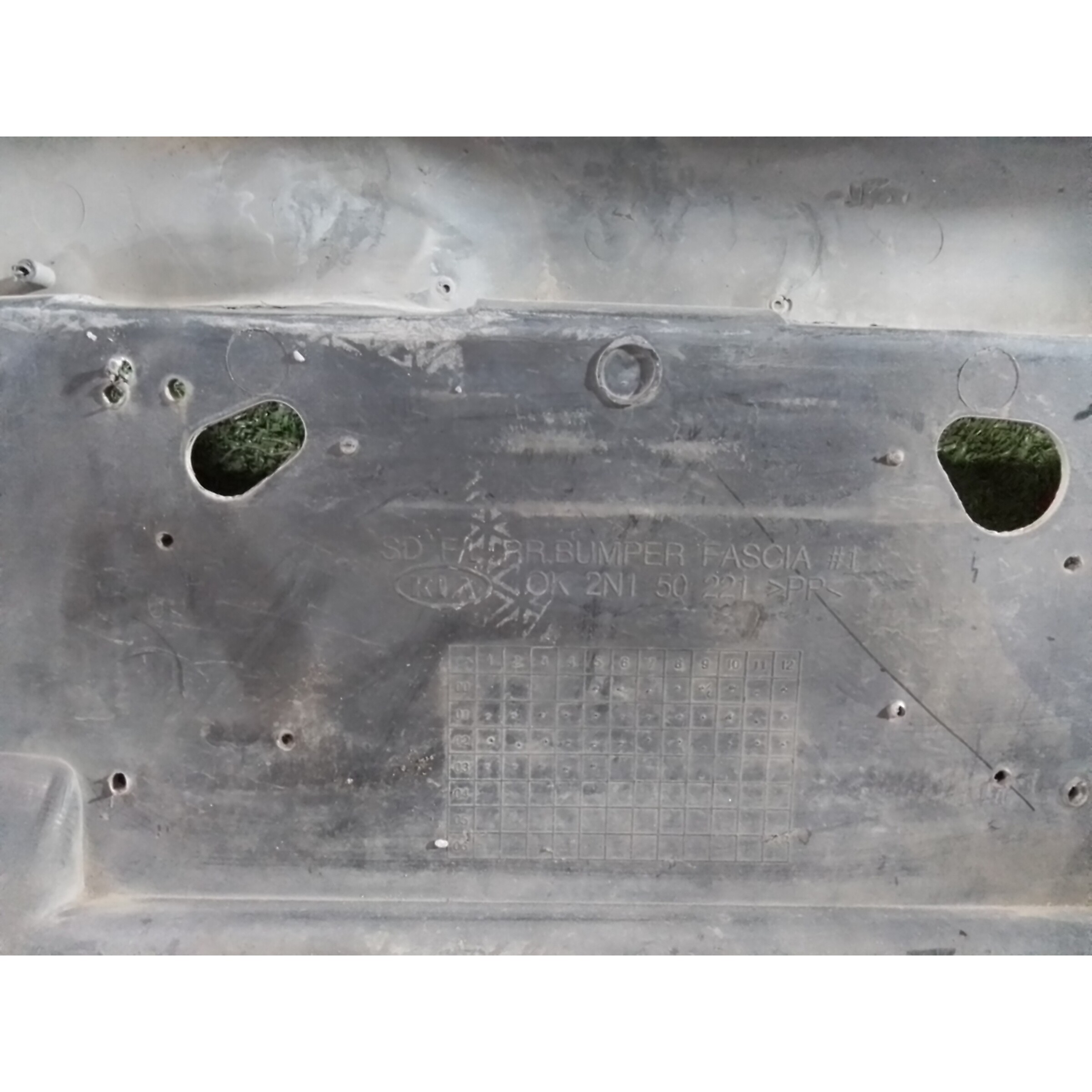 PARACHOQUE TRASERO Kia SPECTRA 2004
