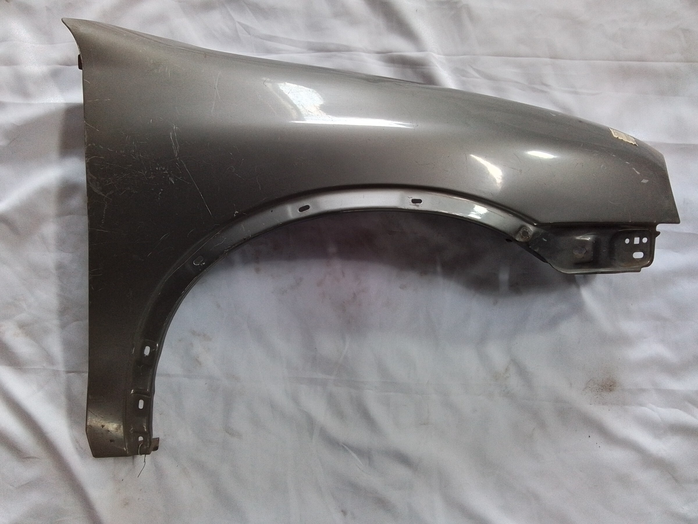 TAPABARRO DELANTERO DERECHO SWING Chevrolet SWING 16 2004