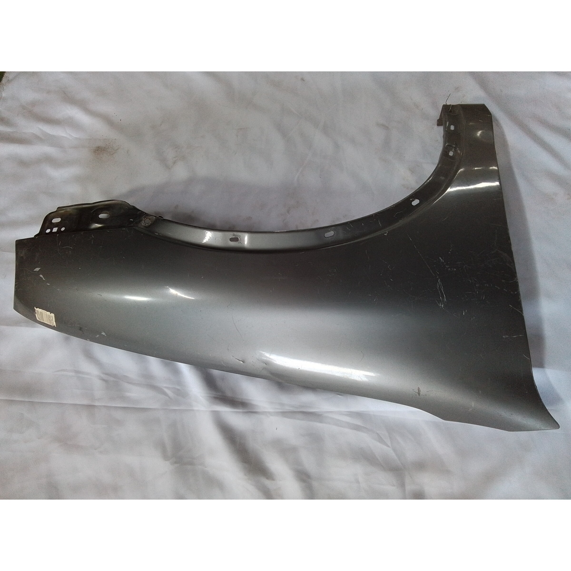 TAPABARRO DELANTERO DERECHO SWING Chevrolet SWING 16 2004