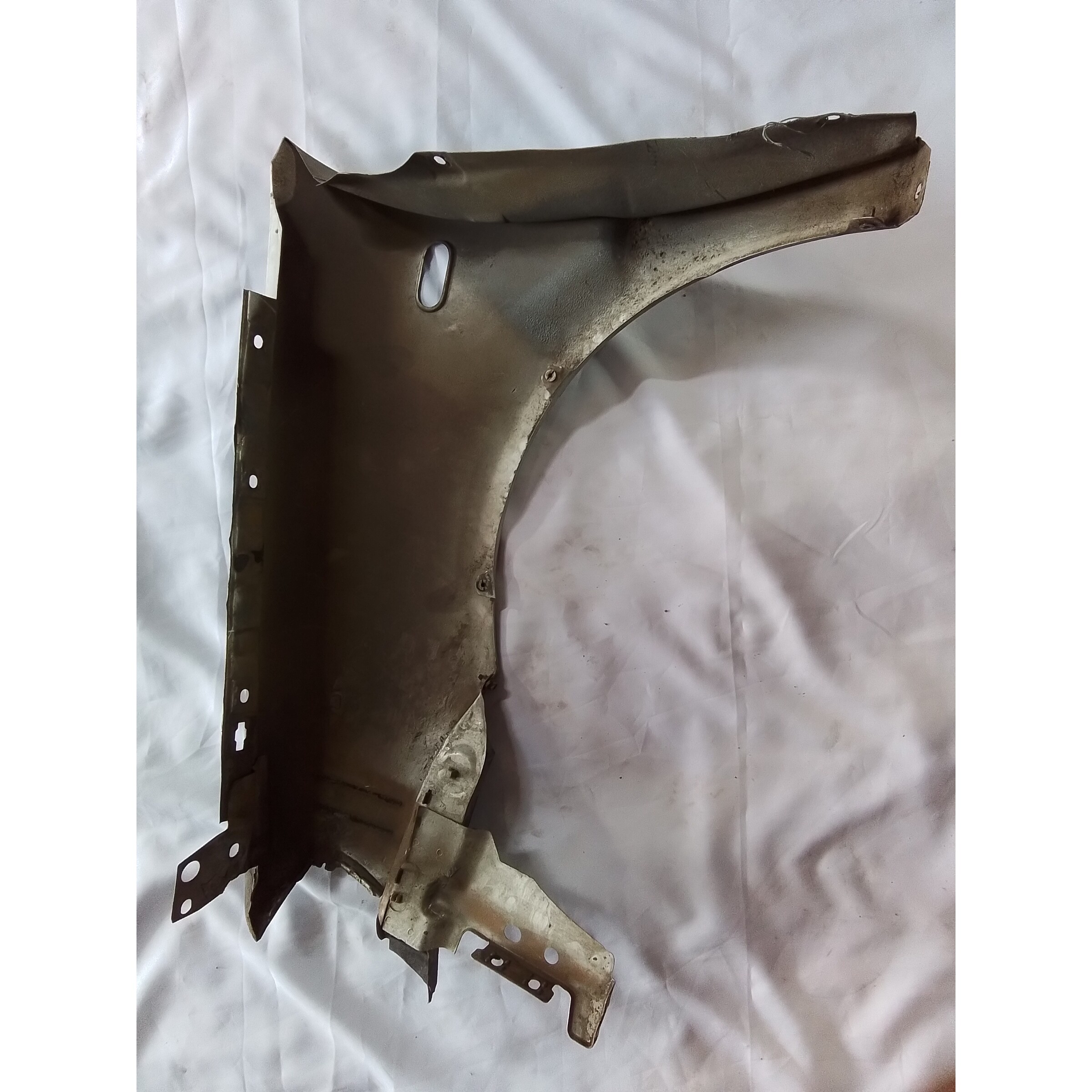 TAPABARROS DERECHO Volkswagen Polo 2002